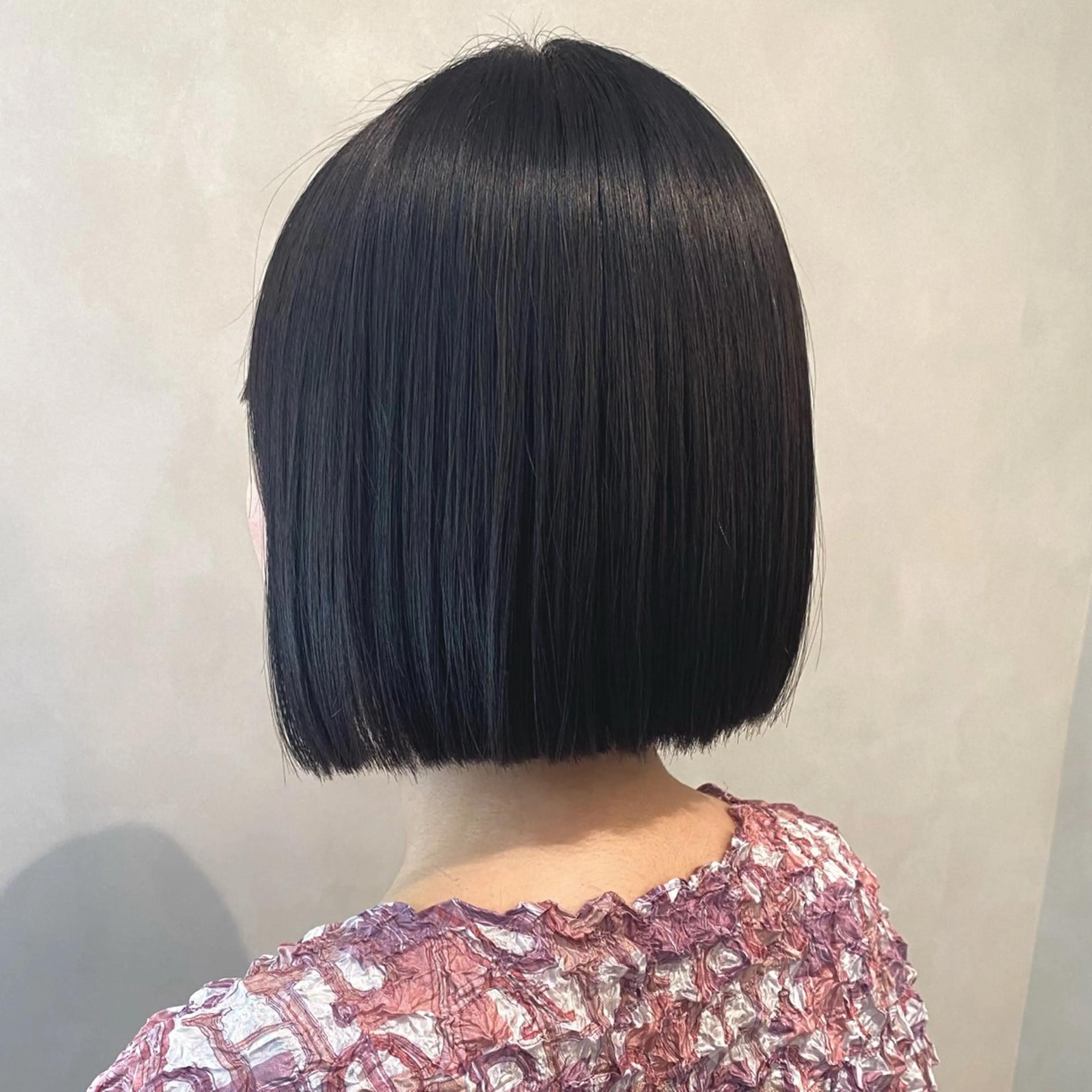 ショート 切りっぱなしボブ ボブ カット 羽田 希のヘアスタイル