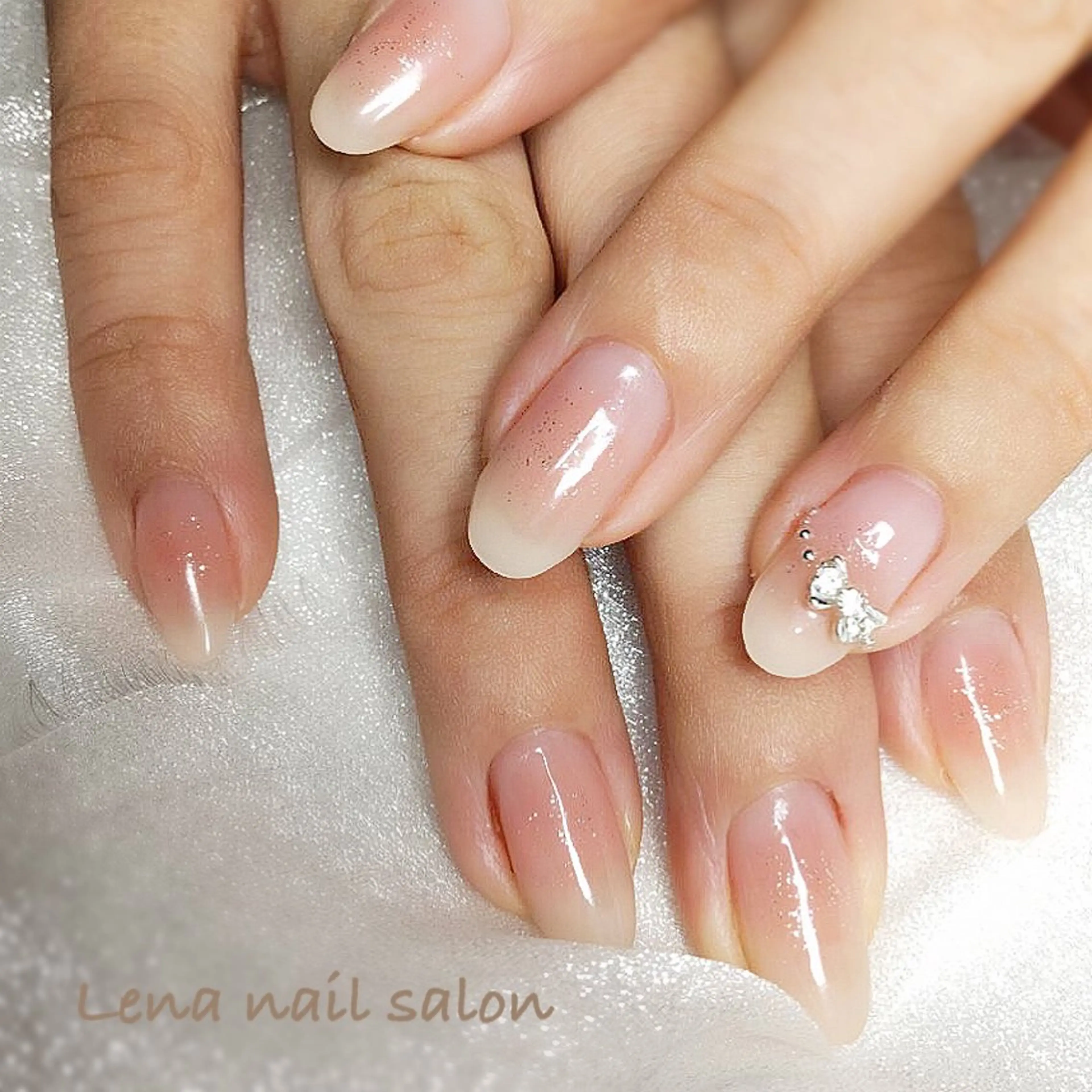 ネイル チークネイル フットネイル フレンチネイル ジェルネイル オフィスネイル 自爪育成ネイルケア Lena  nailのネイルデザイン