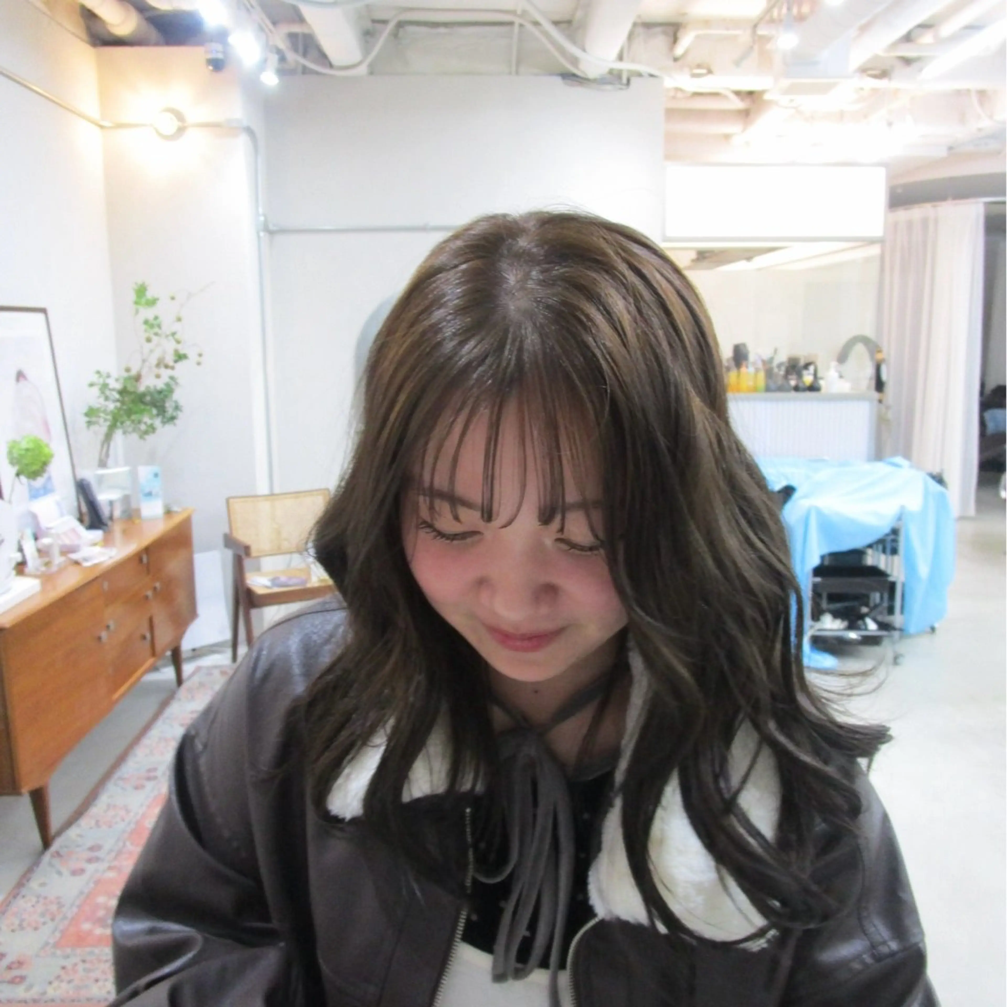 カラー kao/ ici/金山のヘアスタイル