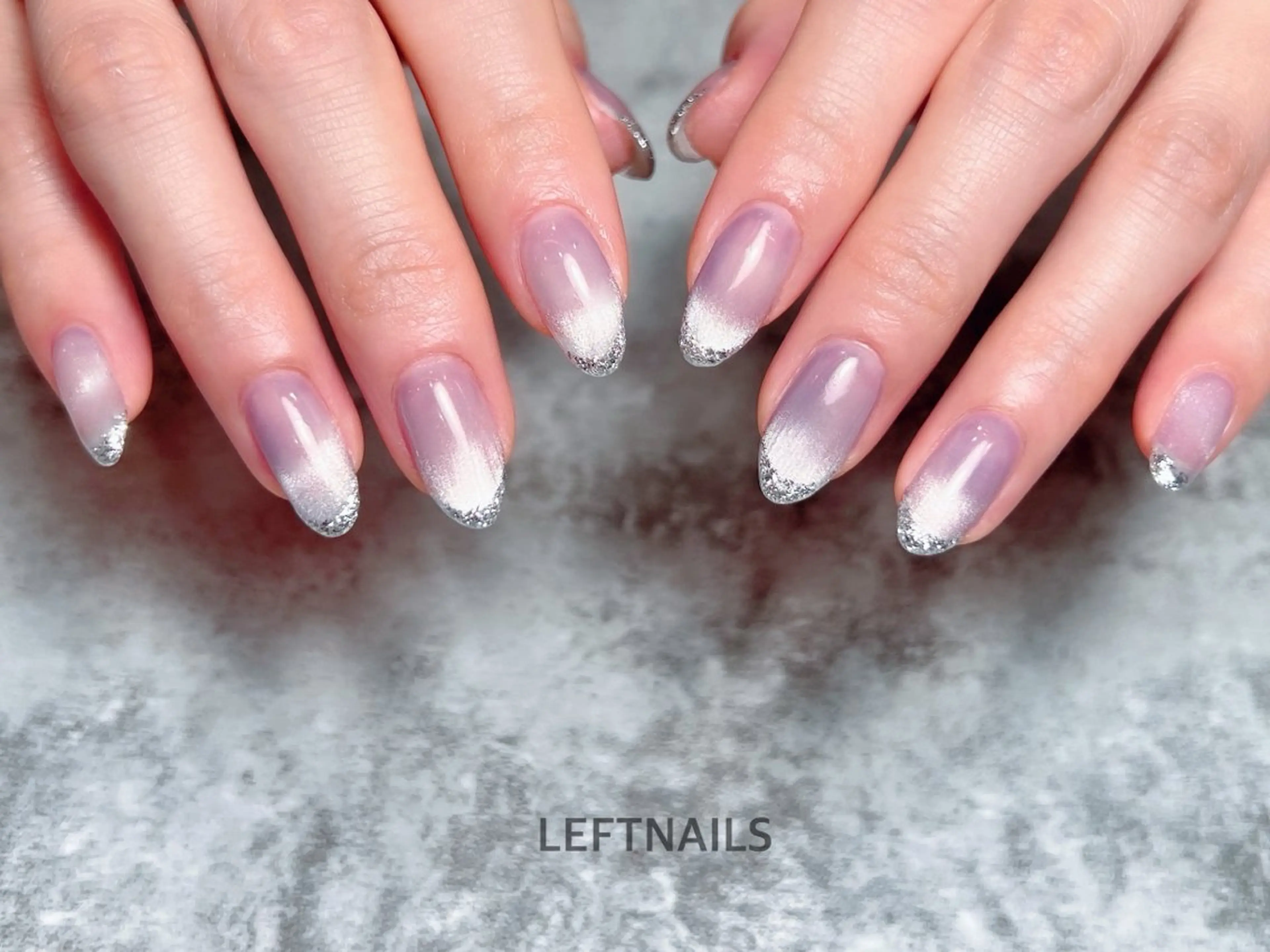 ネイル フレンチネイル グラデーション ラメ(グリッター) マグネットネイル LEFTNAILS フィルインニュアンスのネイルデザイン