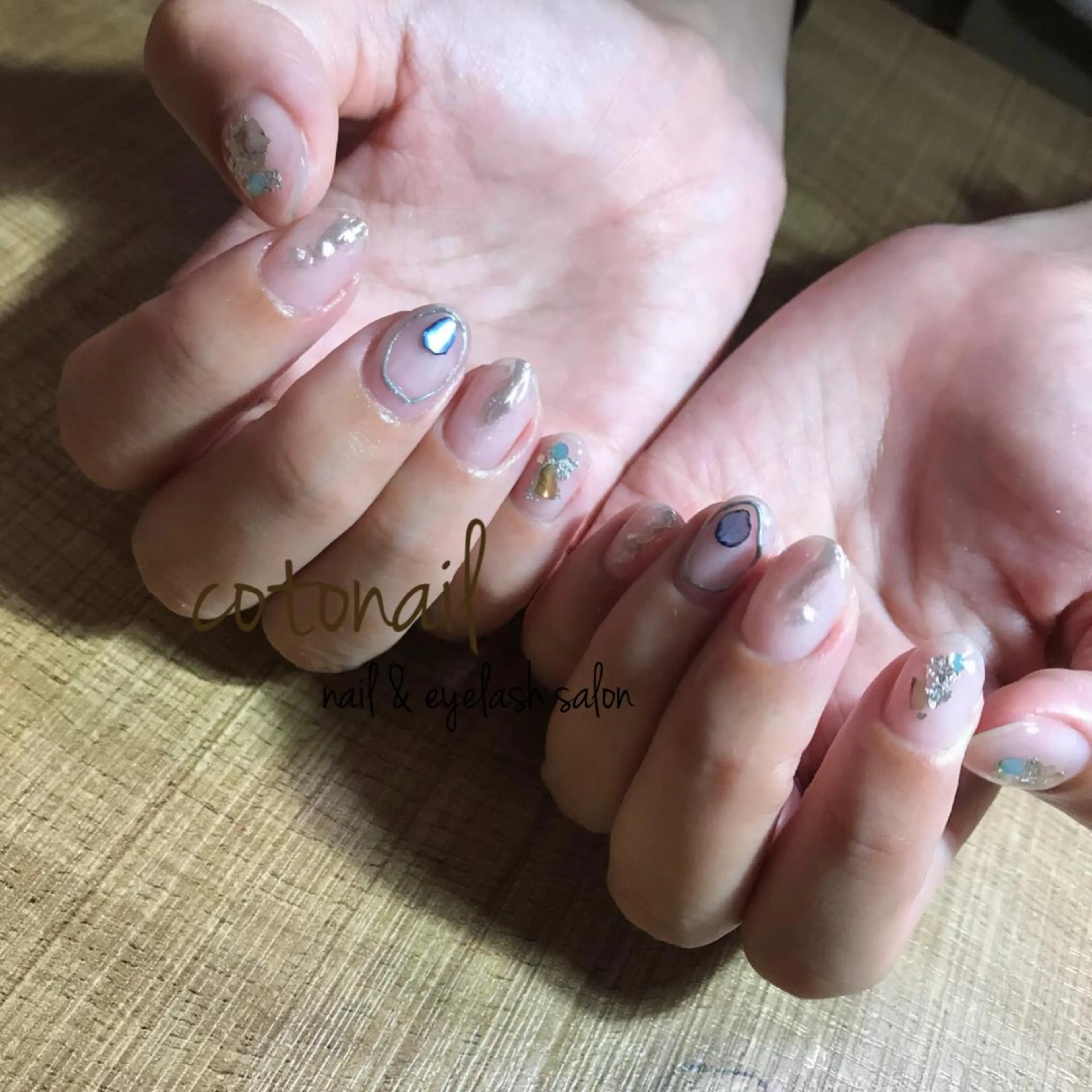 ショート ネイル アートネイル ハンドネイル ツメトマツゲ .のネイルデザイン