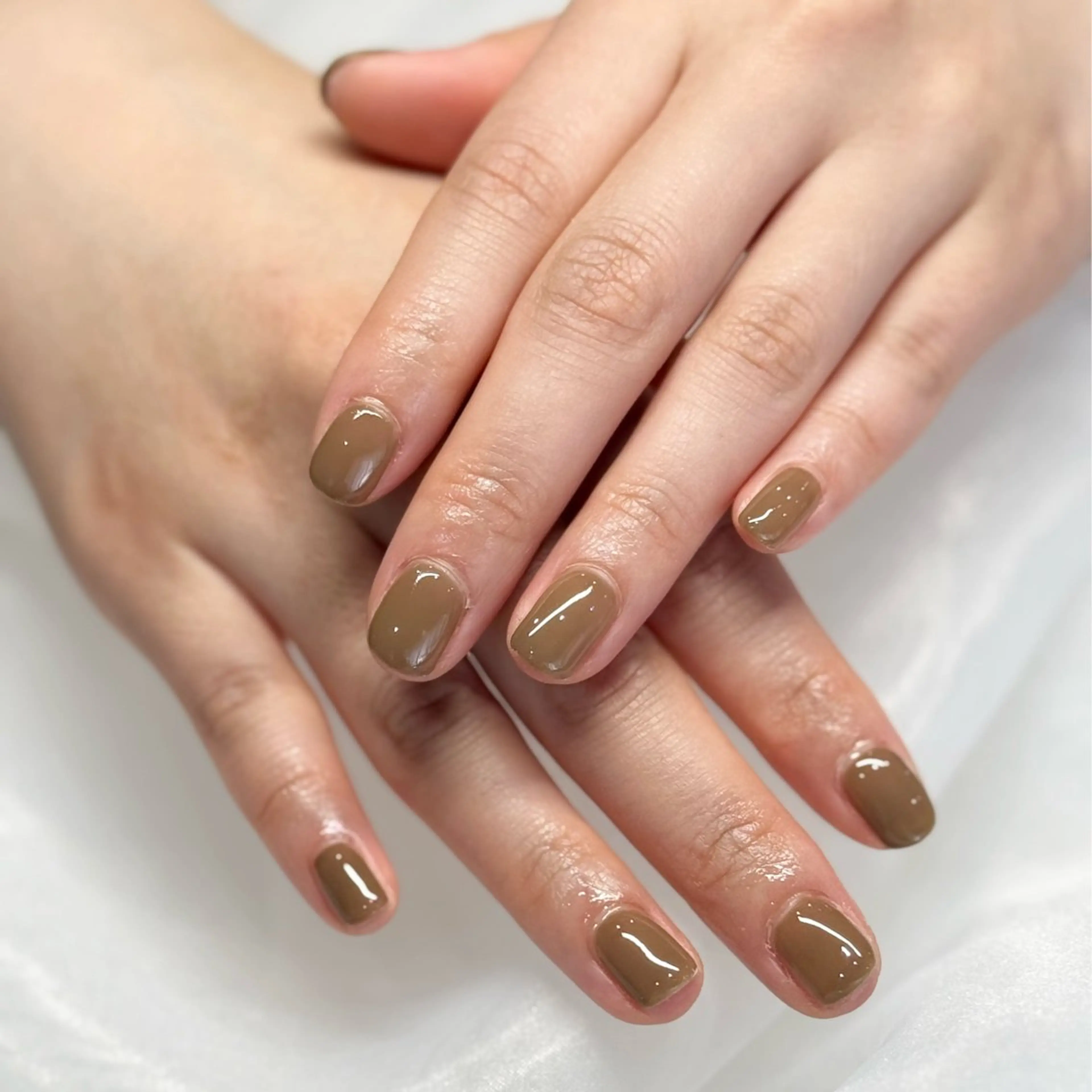 ネイル ブラウン ハンドネイル Carina Nail所属・CarinaNail Chieのネイルデザイン