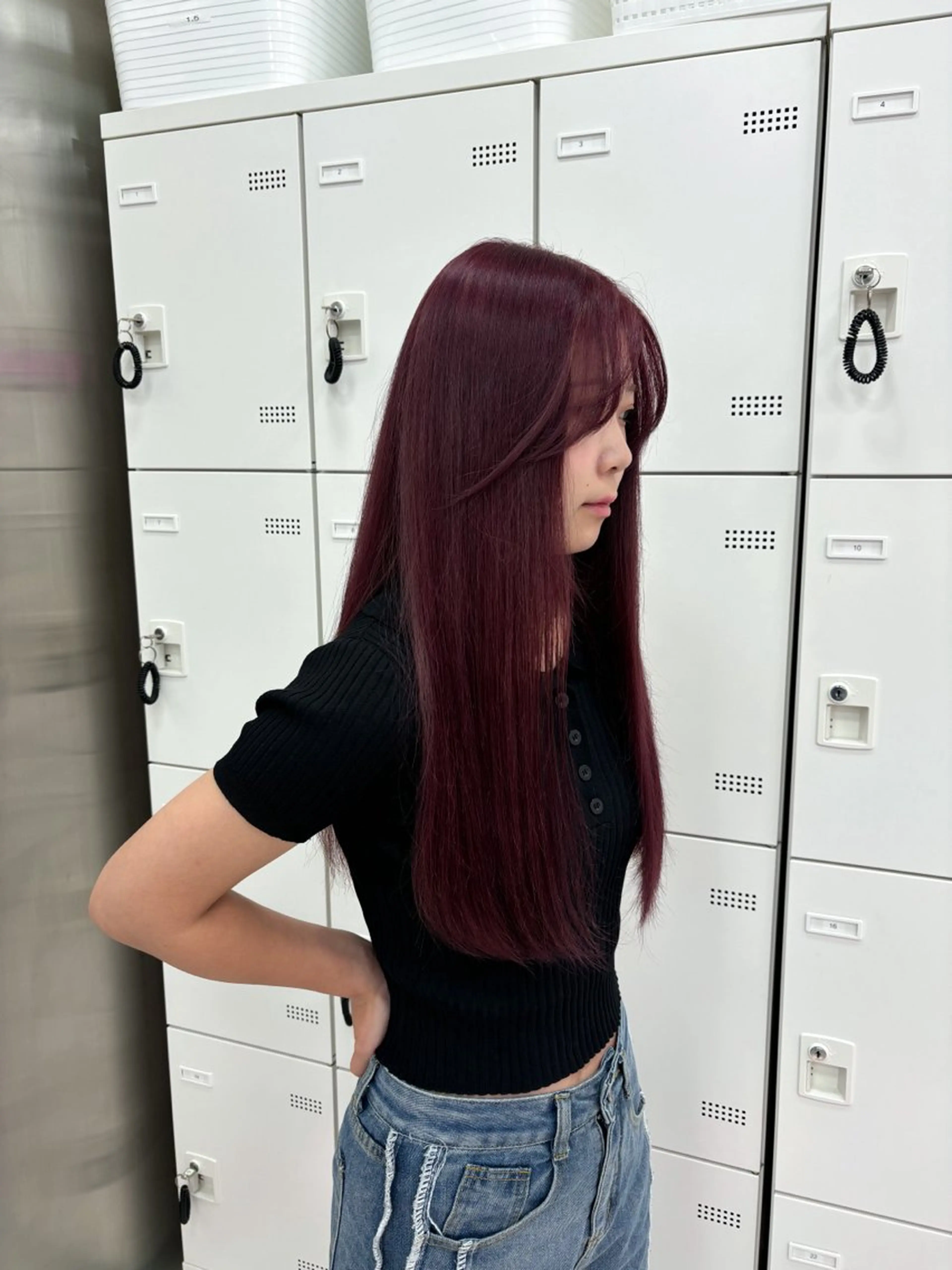 ロング カラー ヘアカラー トリートメント ヘッドスパ ヘアセット 韓国レイヤー ハッシュカットのヘアスタイル