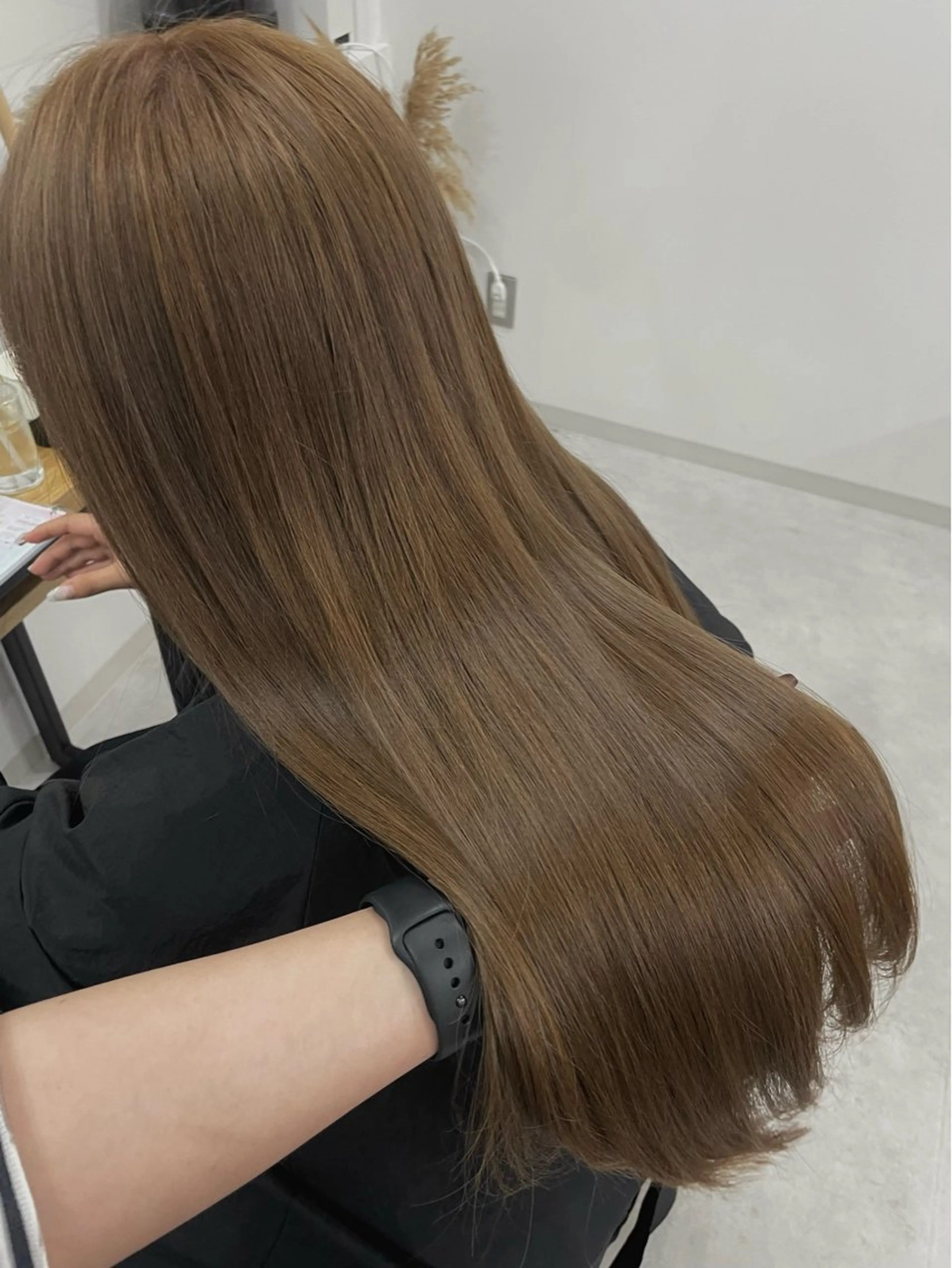 ロング カラー Mina/岡山/矯正 ブリーチ/レイヤーのヘアスタイル