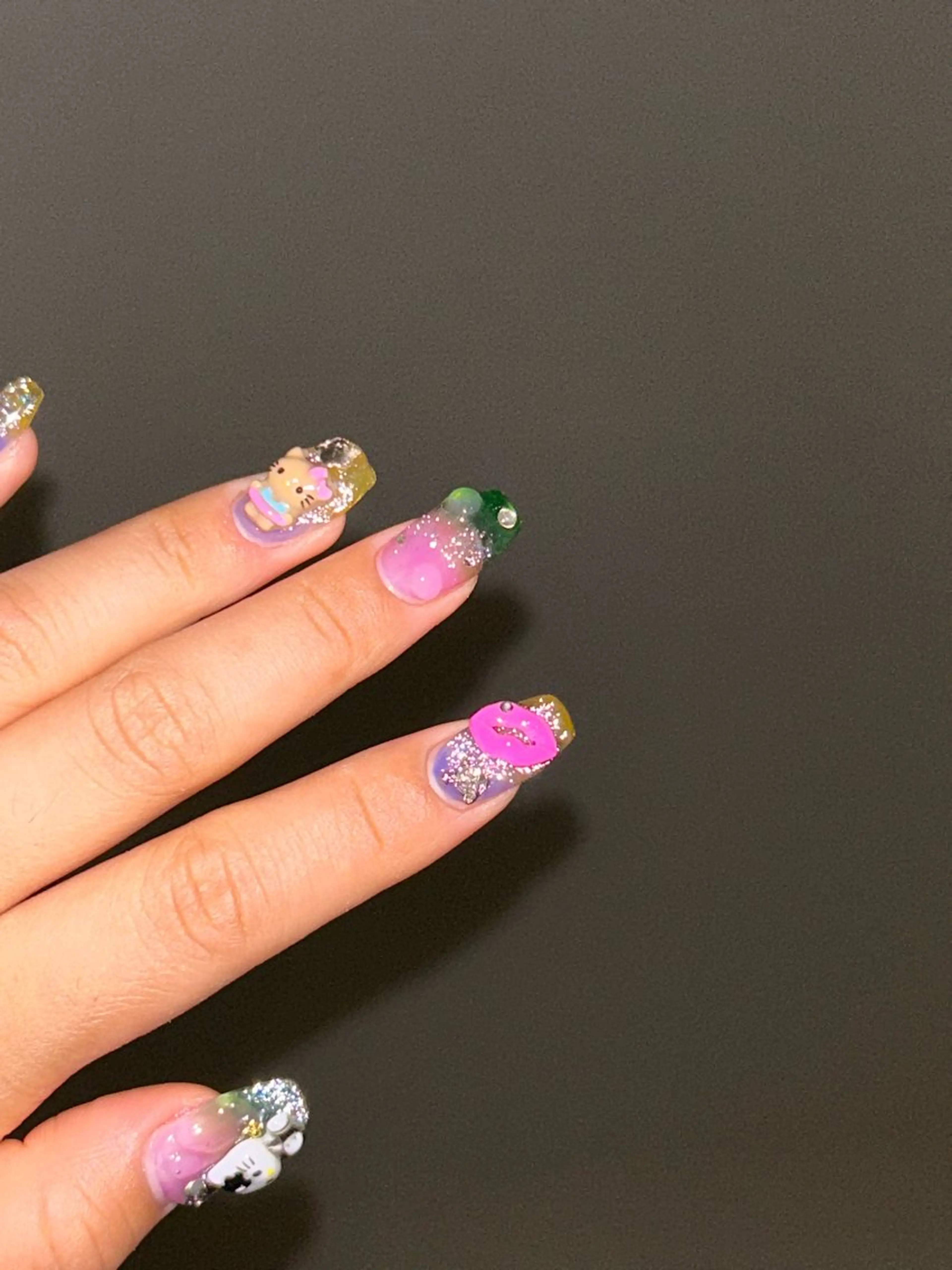 ネイル ハンドネイル Beauty Salon Plaisir所属・🌺Plaisir Kasumi Jr.のネイルデザイン