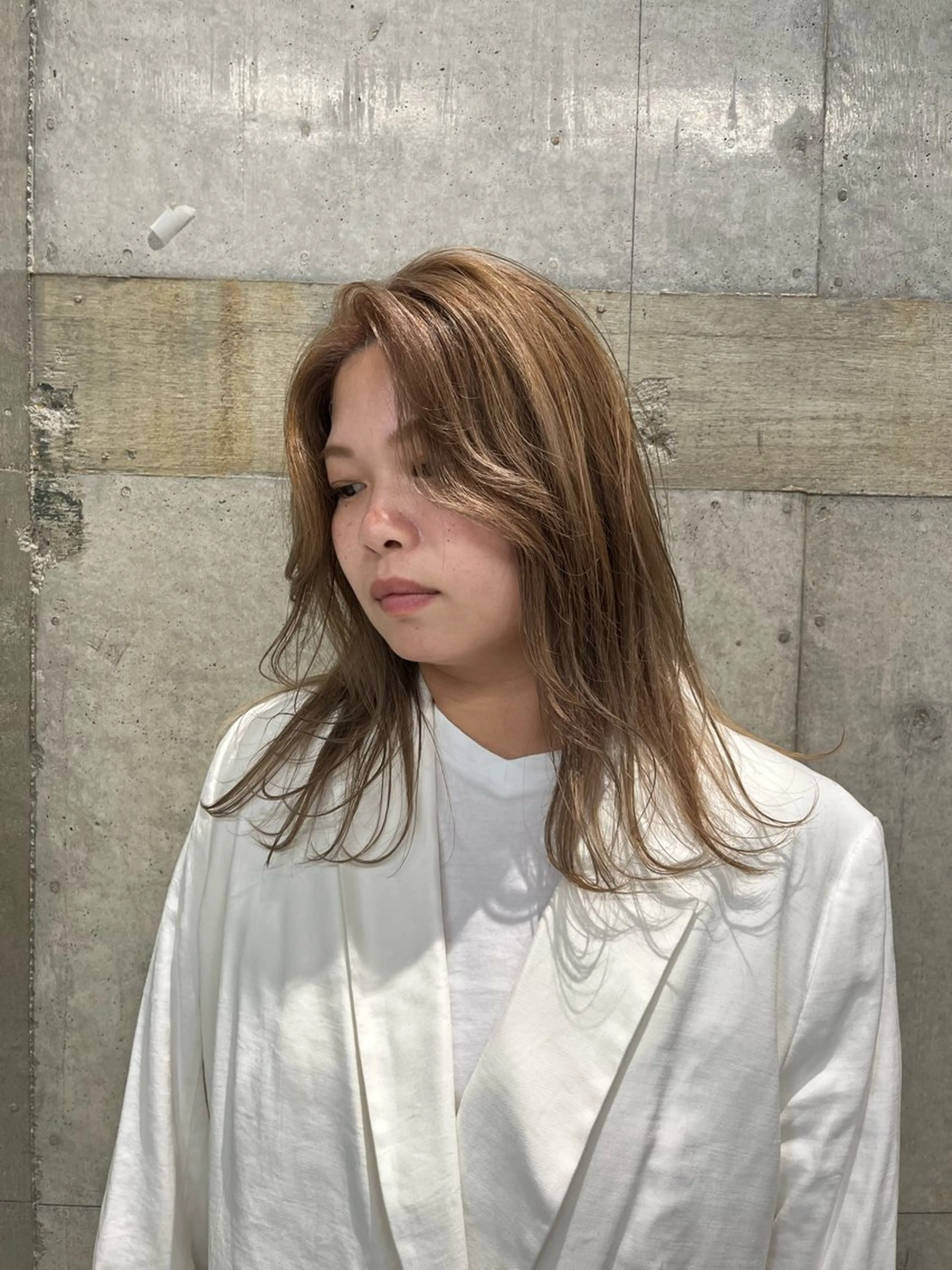 カラー ベージュカラー wewe / rukiaのヘアスタイル