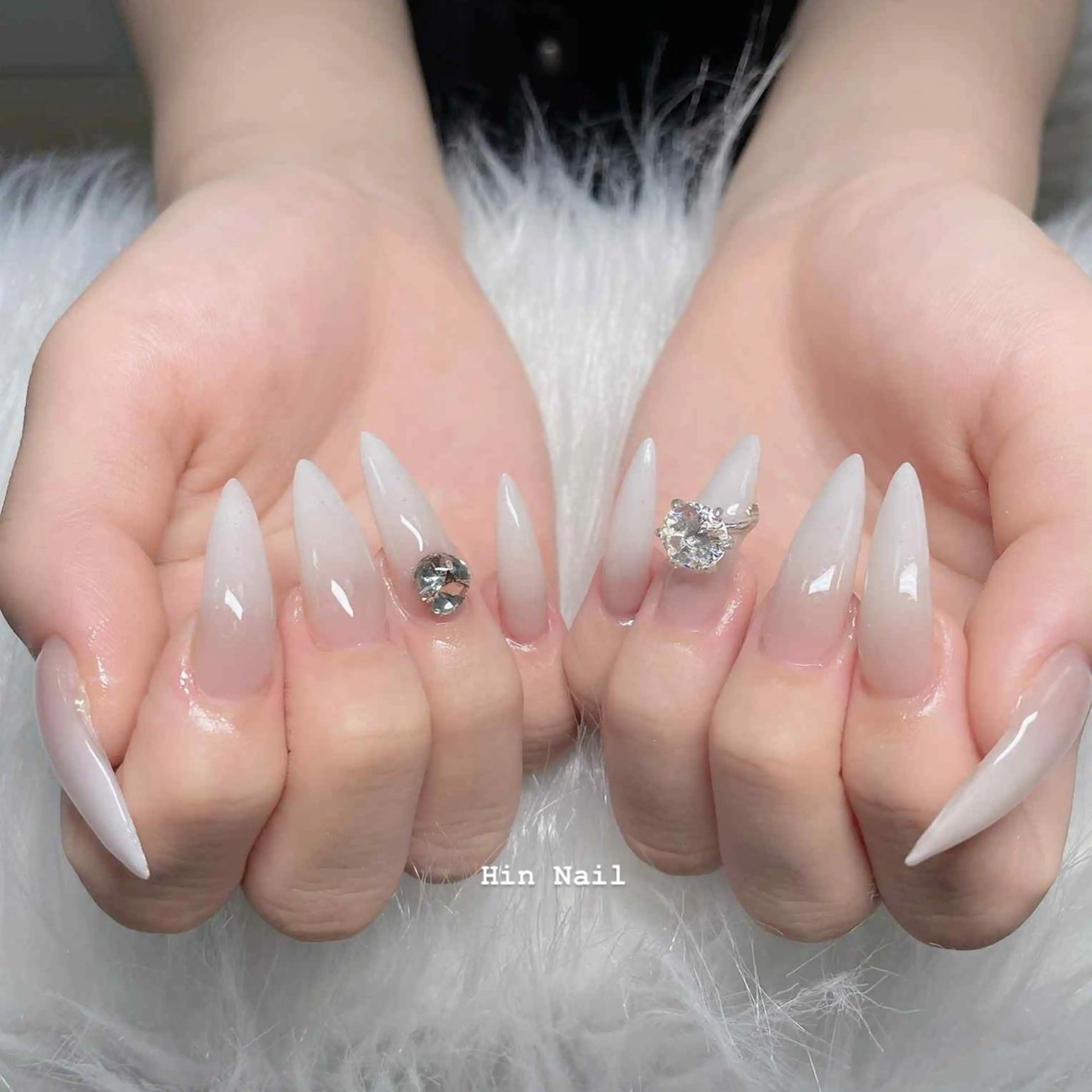 ネイル ハンドネイル HIN NAILのネイルデザイン