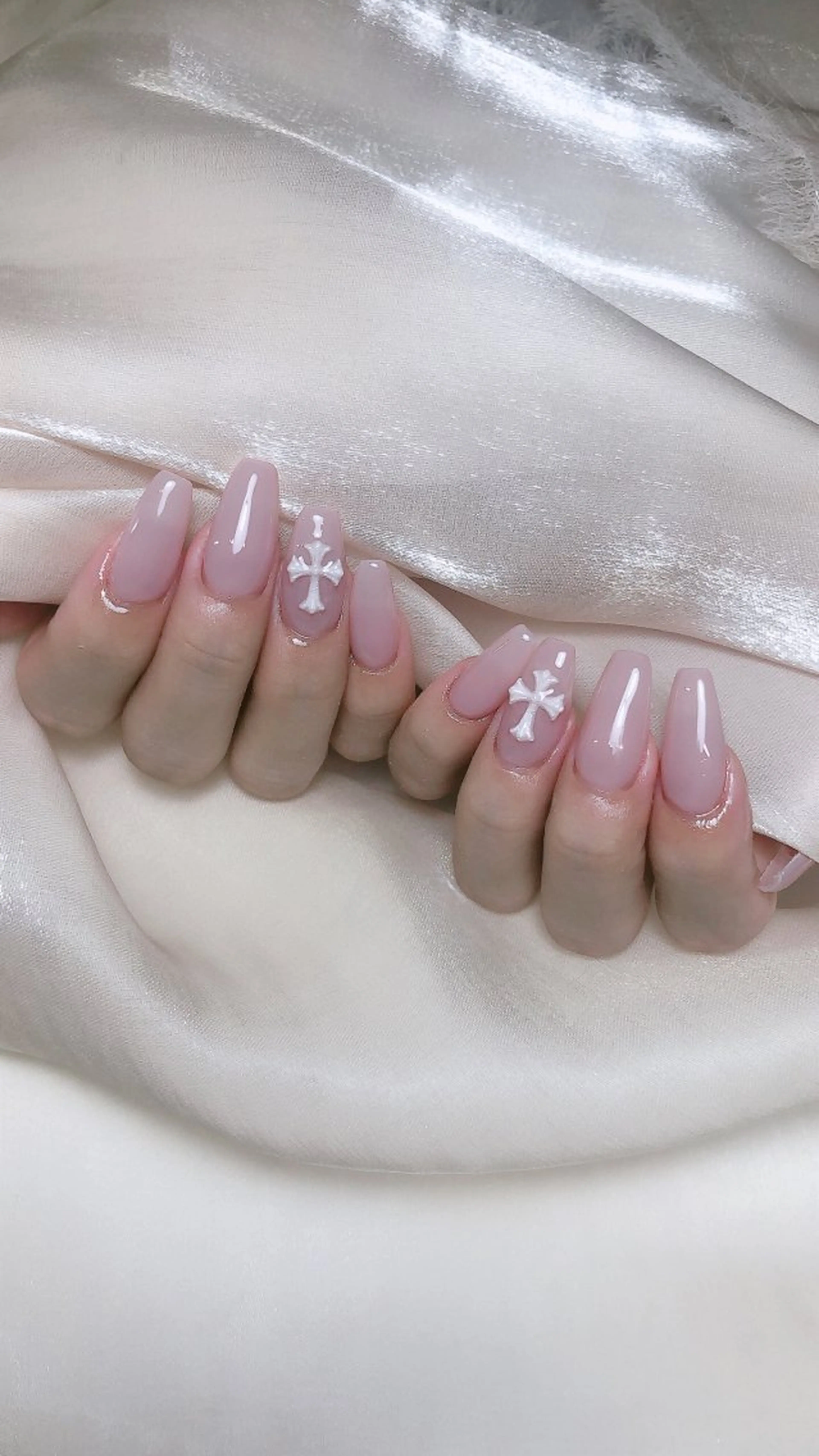 ネイル ハンドネイル LR.ONE ヨウのネイルデザイン