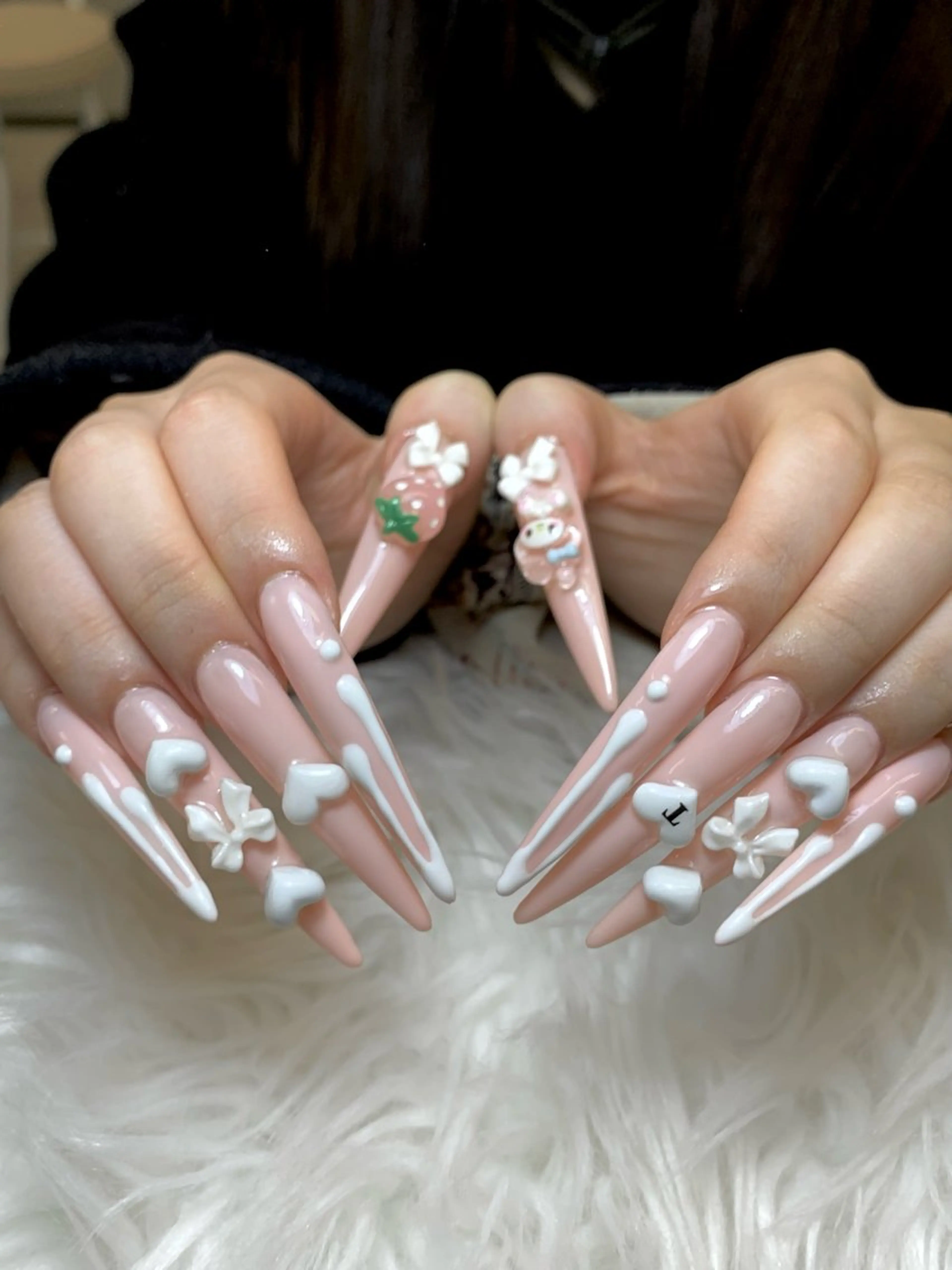 ネイル ハンドネイル ハンドケア Anh Nail 歌舞伎町のネイルデザイン