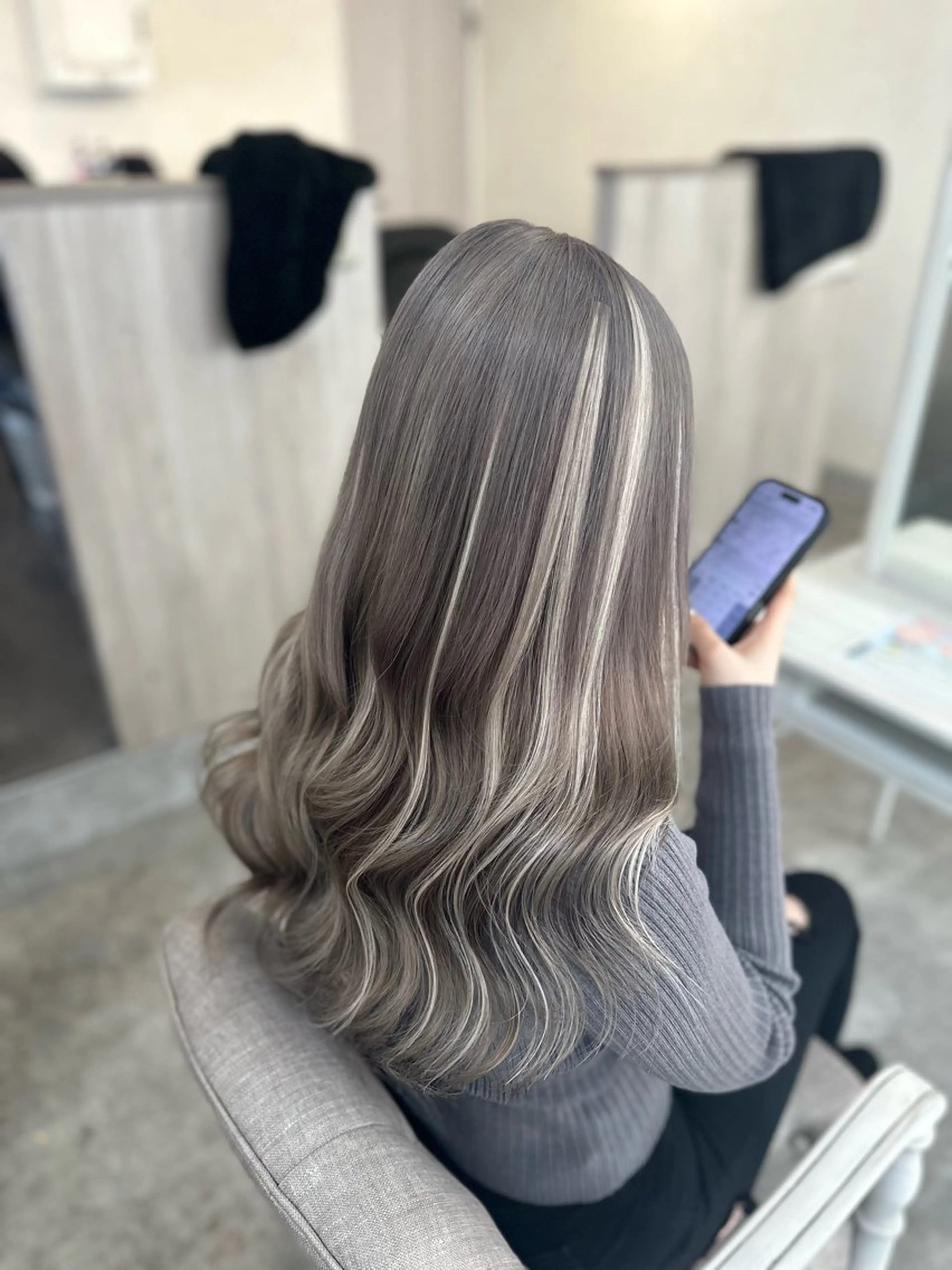 カラー 河野 さくらのヘアスタイル