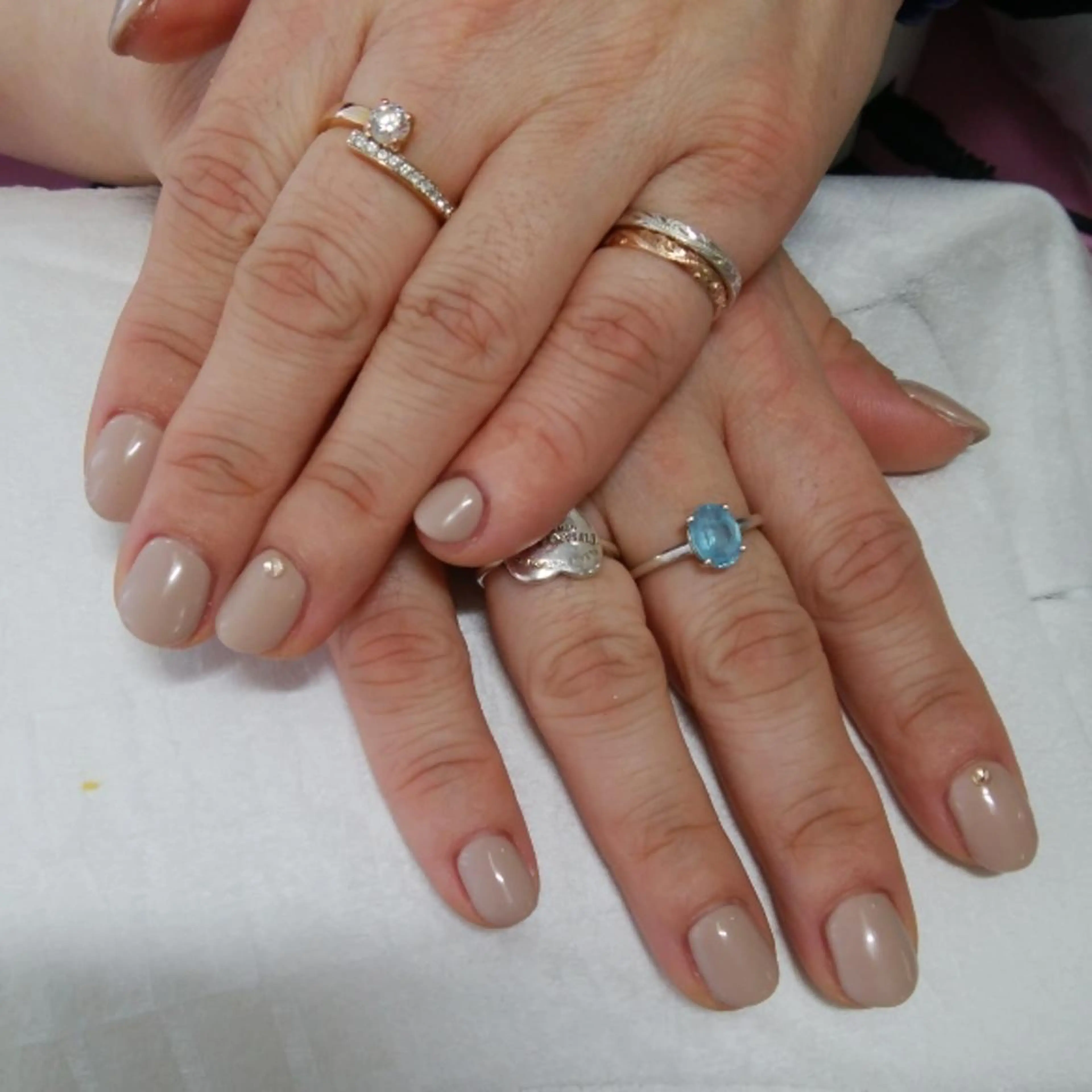 ネイル ストーンネイル リラクゼーション＆ネイル仙殊~センジュ~所属・senju 　のネイルデザイン