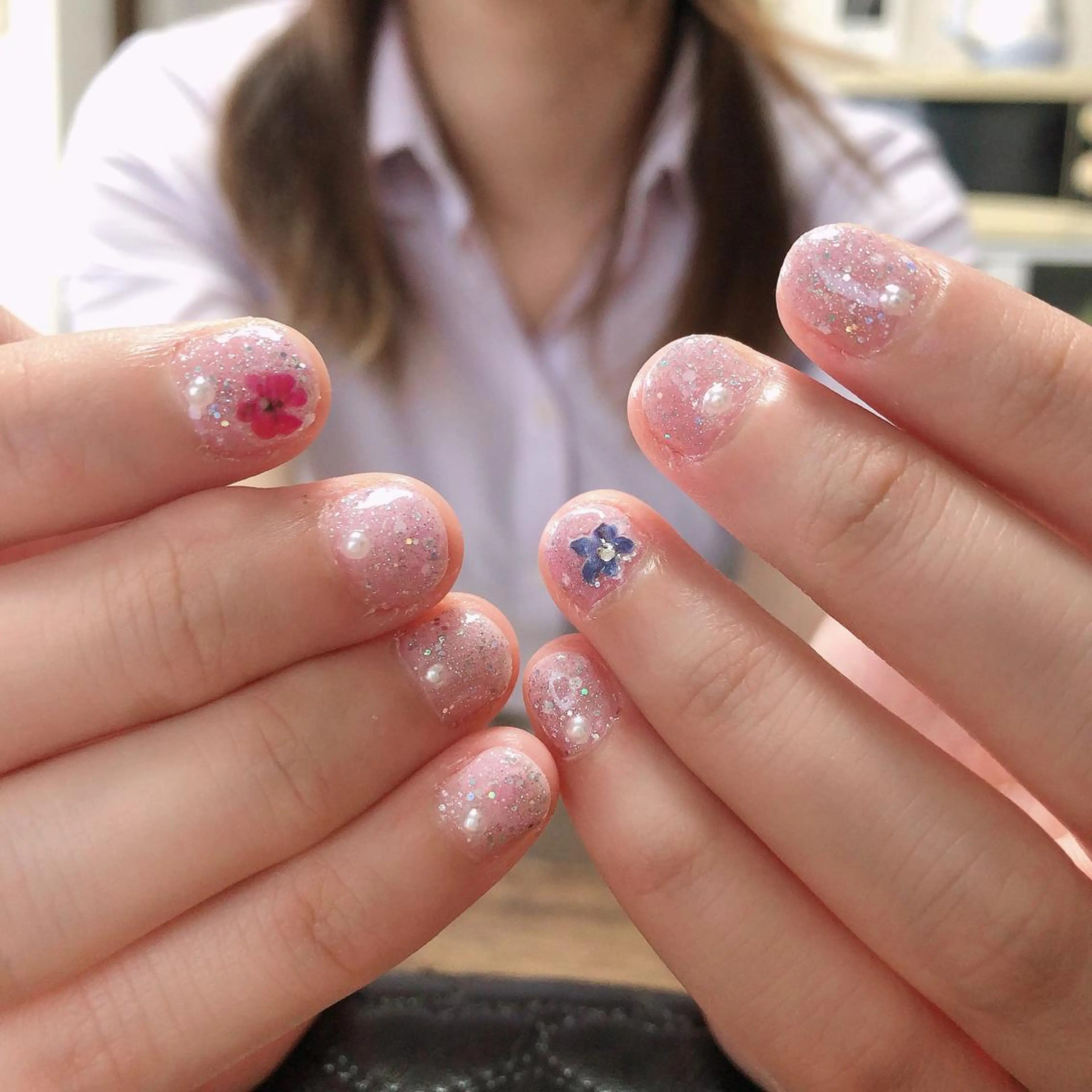 ネイル ラメ(グリッター) ピンク 結城 怜菜のネイルデザイン