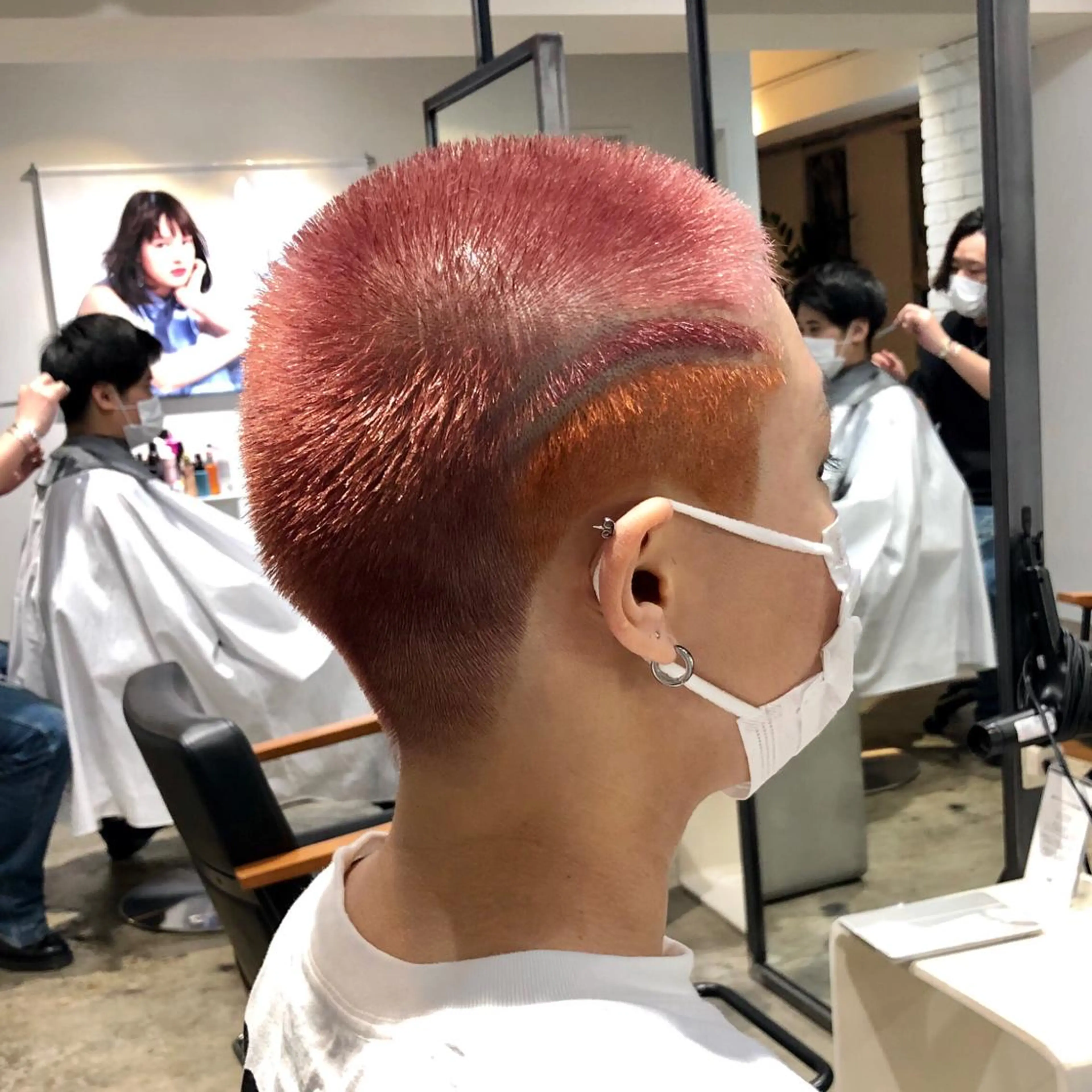 カラー メンズ メンズブリーチ ボウズ メンズハイトーン ブリーチ ハイトーンカラー MEN'S特化🌈 KATO/lgbtのヘアスタイル