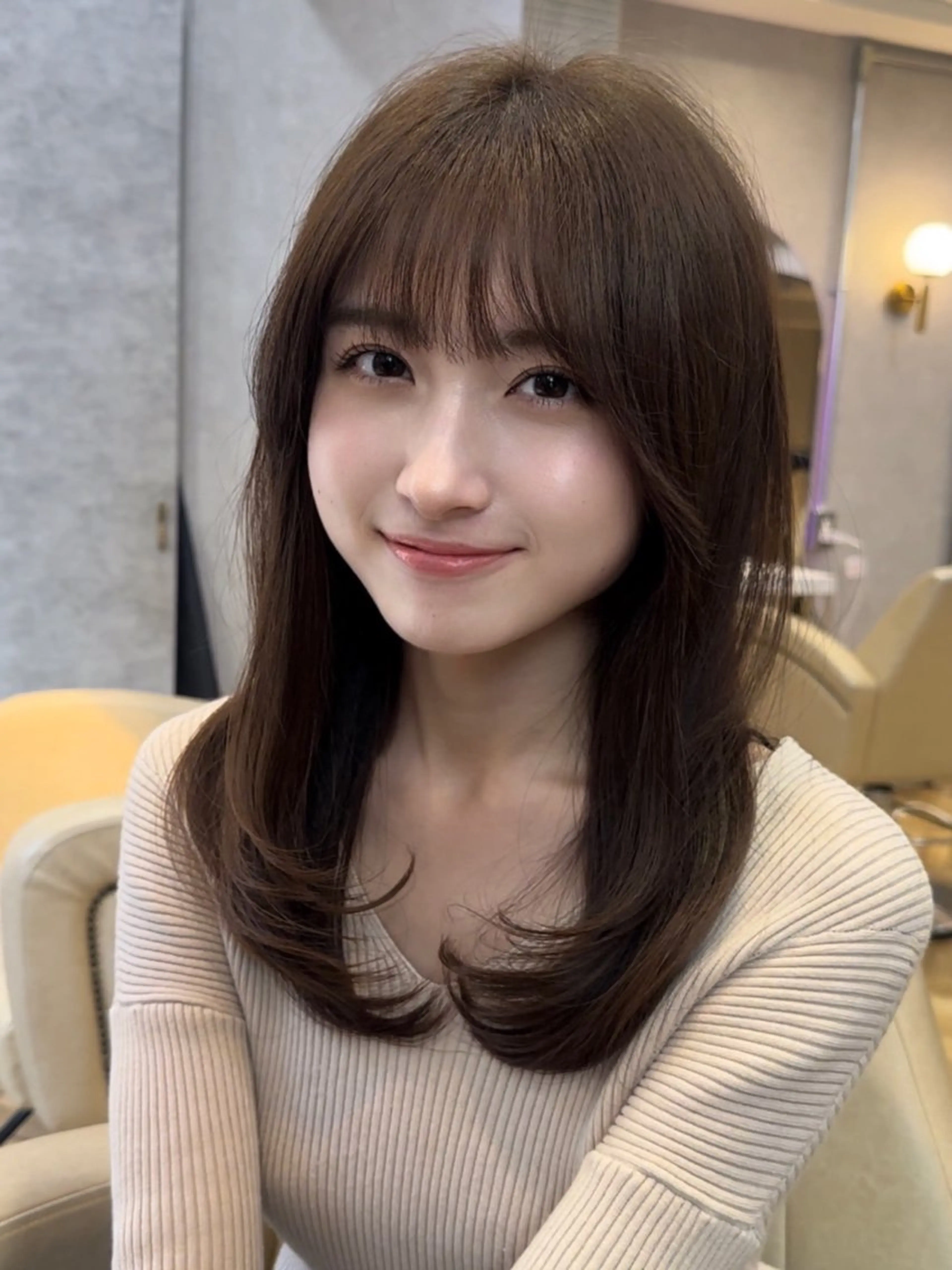 ミディアム 顔周りカット 韓国風ヘア カット ヘアカラー トリートメント ヘアセット 銀座副店長/レイヤー /韓国ヘア/髪質改善のヘアスタイル