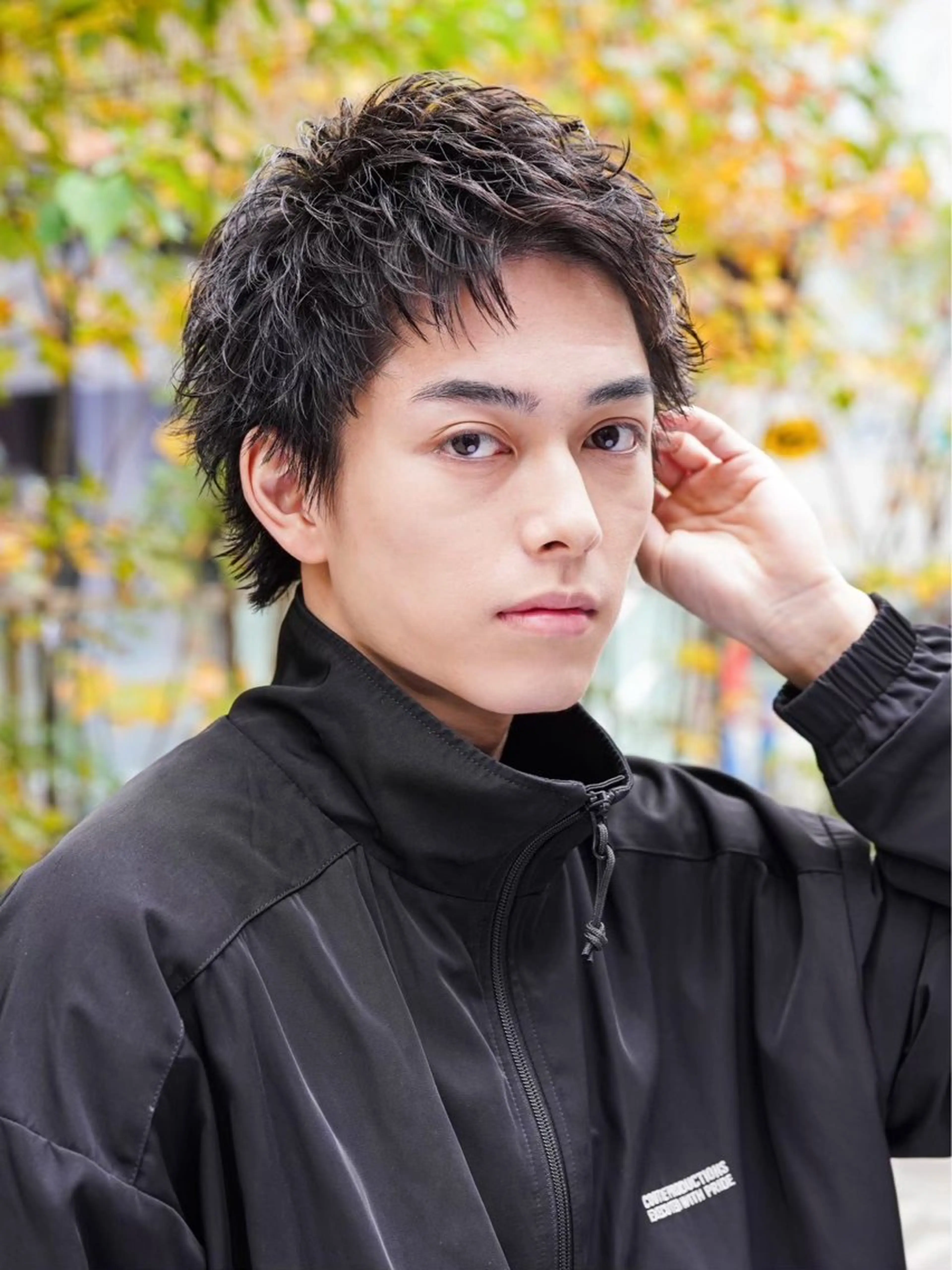 ショート ツイストパーマ ⭐️メンズ特化⭐️ パーマ カラーのヘアスタイル