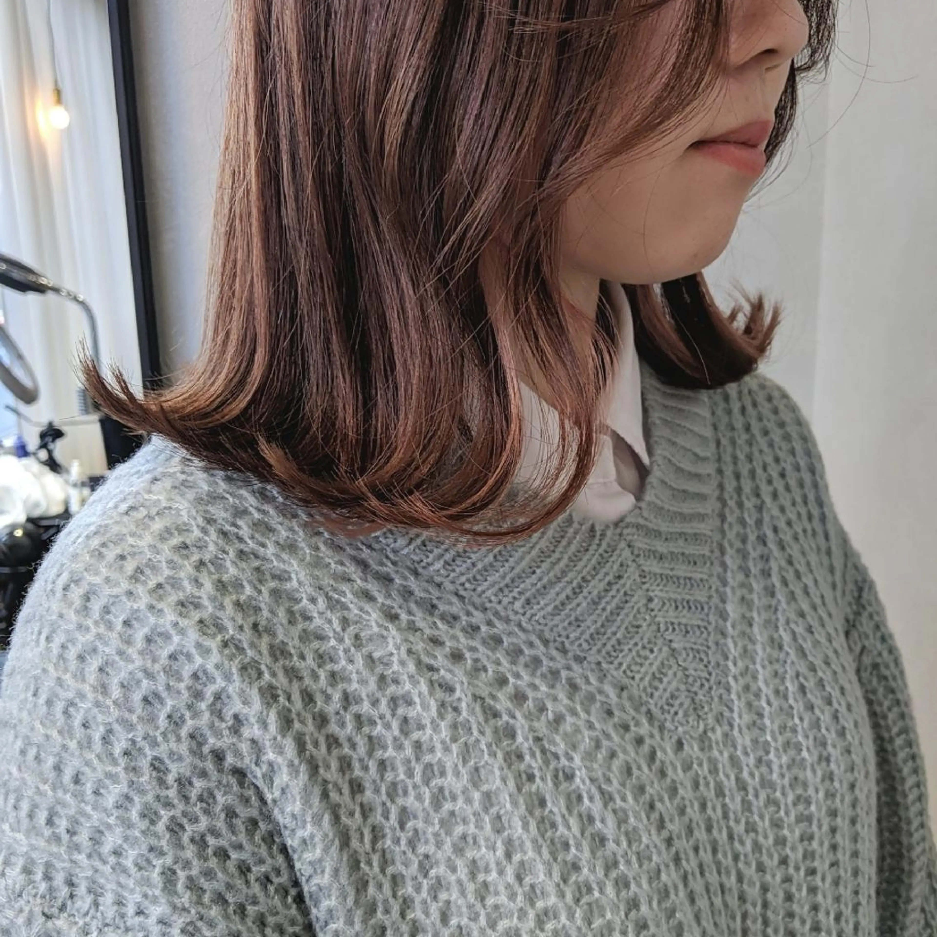 ミディアム 韓国風ヘア PRIVATE SALON EYES所属・EYES リアのマツエク・マツパデザイン