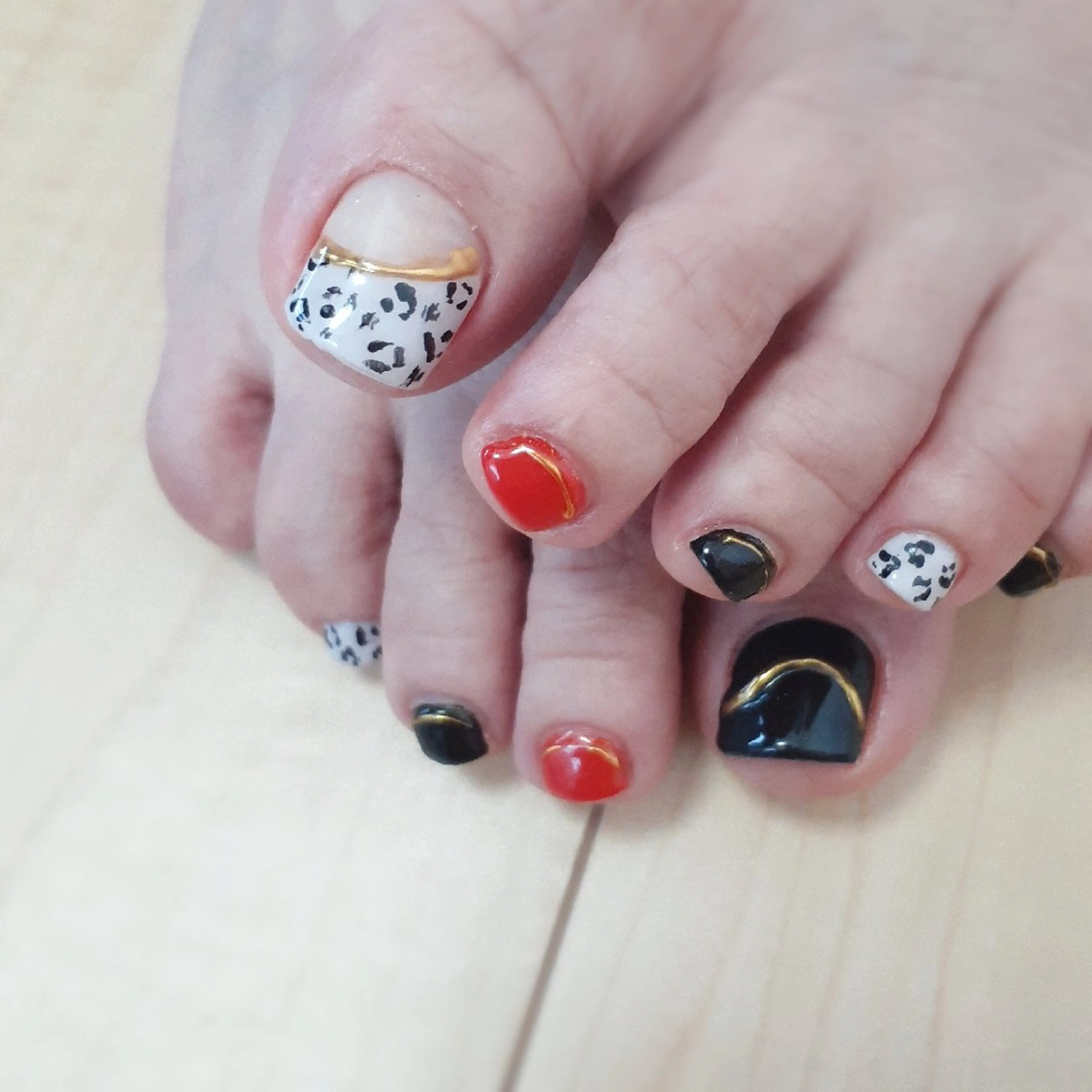 ネイル フットネイル 池元 真由美のネイルデザイン