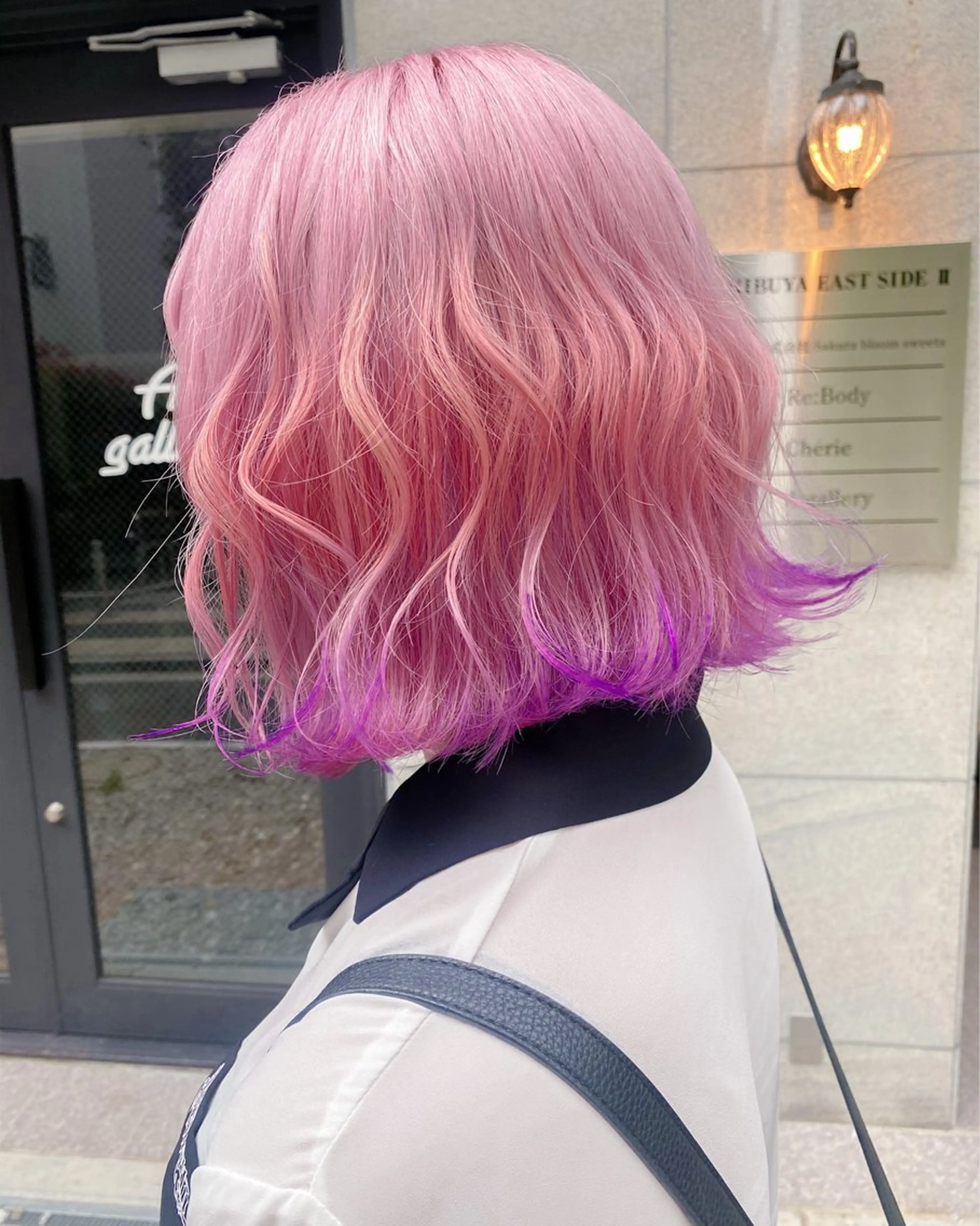 ミディアム カラー ブルーカラー デザインカラー ハイトーンカラー 韓国風カラー ピンクカラー ヘアカラー Chérie所属・Chérie 渋谷/カラーサロンのヘアスタイル