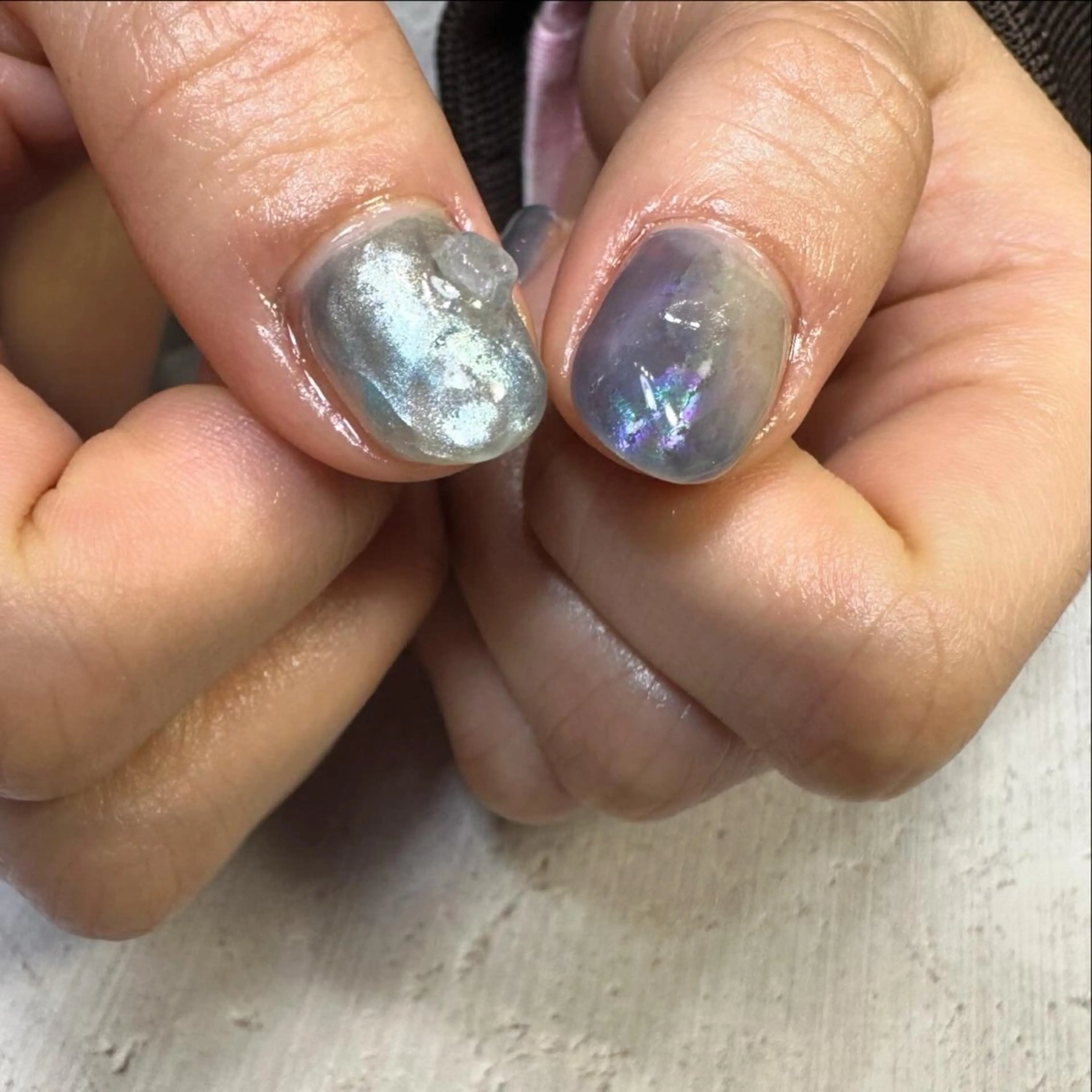ネイル ブルー フットネイル マグネットネイル ミラーネイル ニュアンスネイル ハンドネイル nailsalon Daphneのネイルデザイン