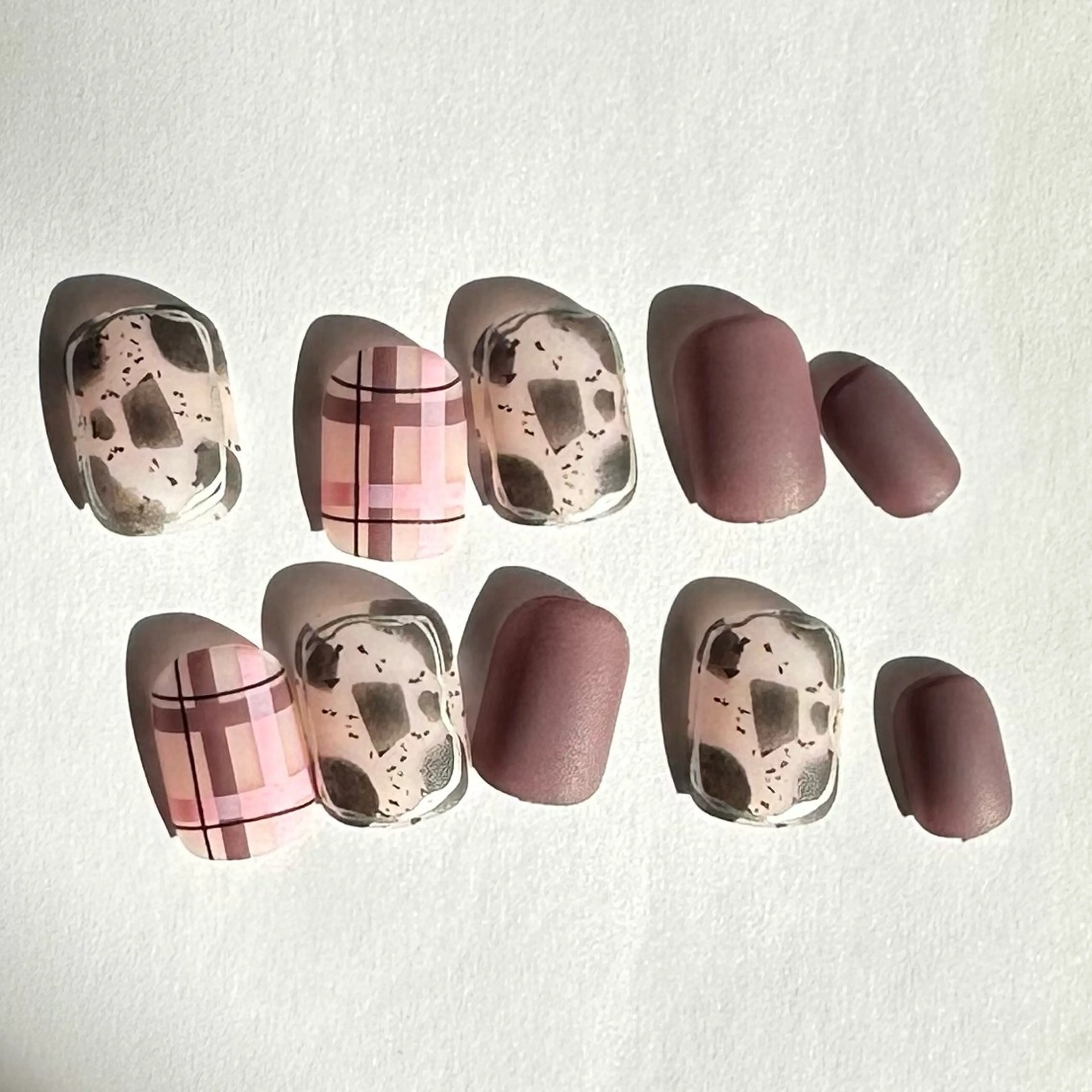 ネイル M&K　上田店所属・M&K 上田店の眉毛・アイブロウイメージ