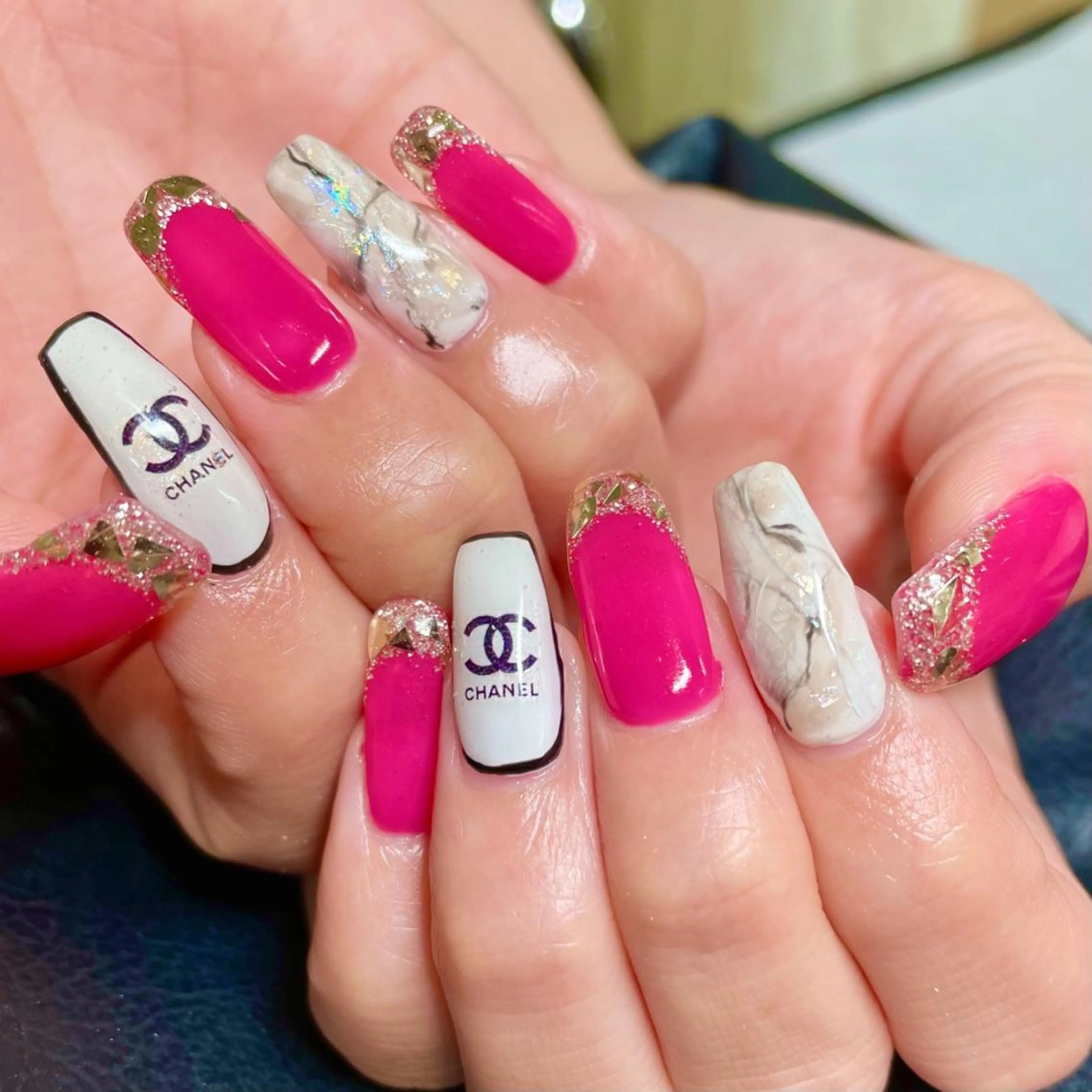 ネイル ハンドネイル フットネイル AQUA NAIL所属・AQUA NAILのネイルデザイン