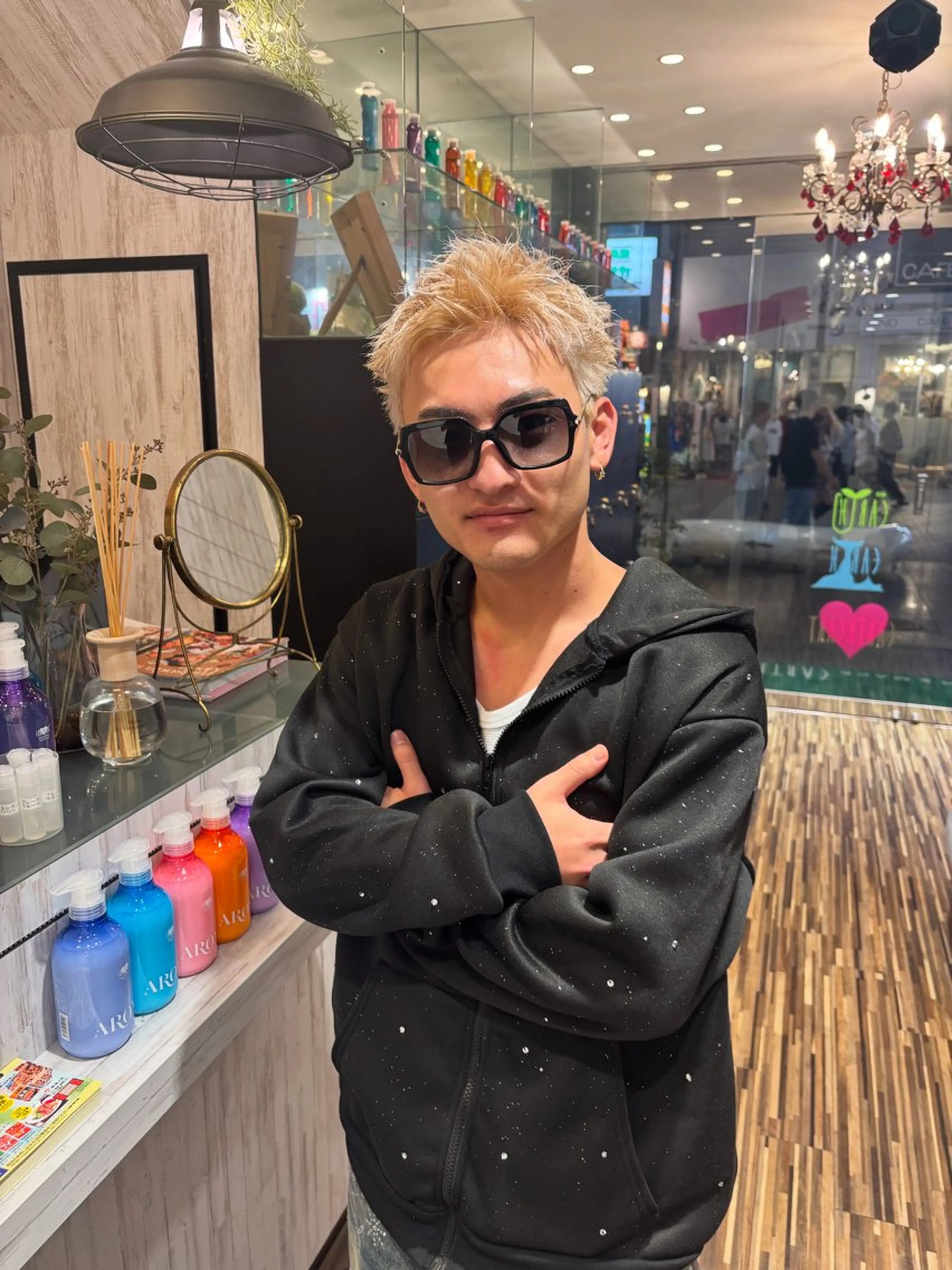 ショート ヘアカラー トリートメント EARTH 寺本尚生のヘアスタイル