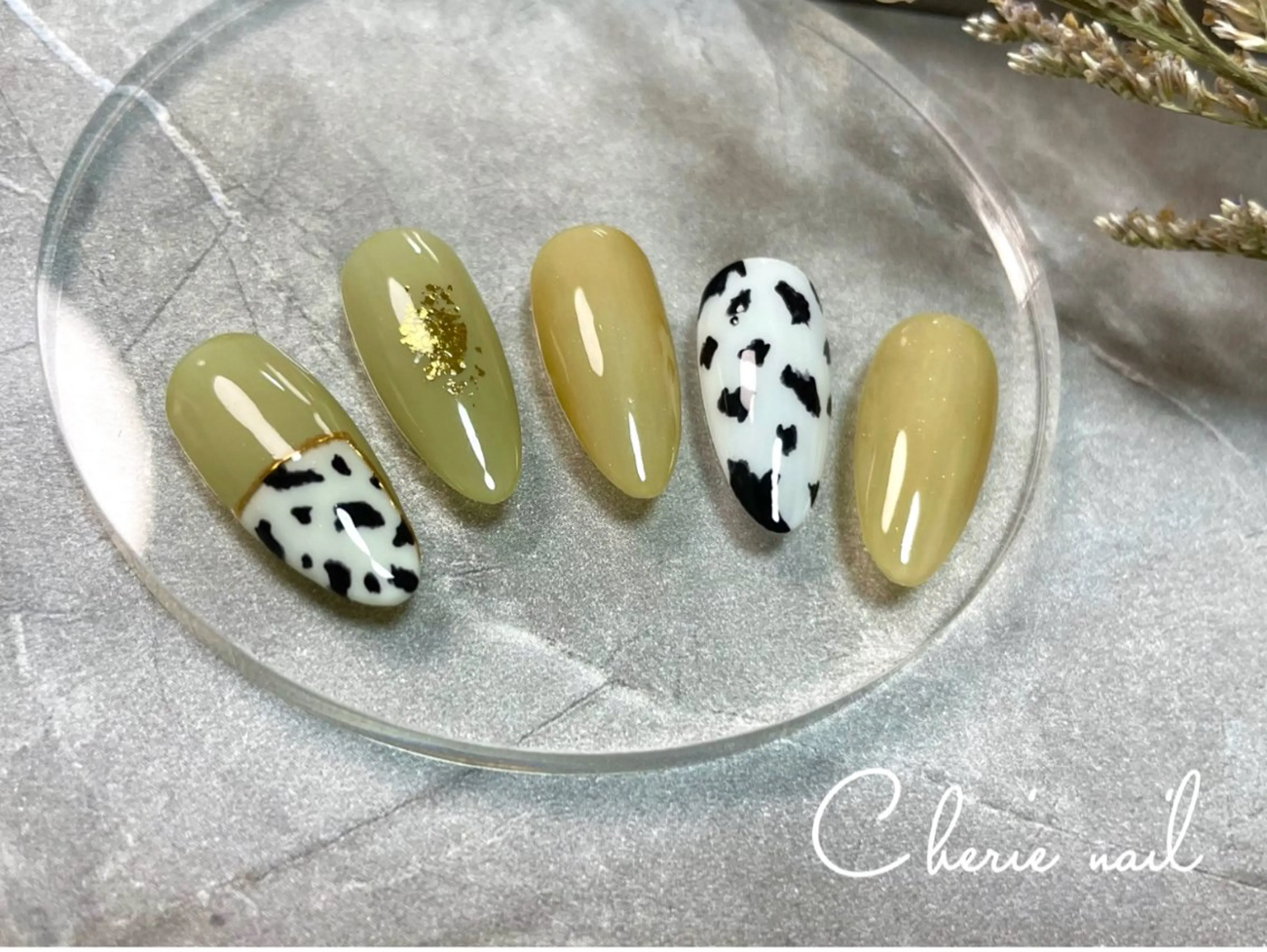 ネイル アニマル柄 ハンドネイル Cherienail yunaのネイルデザイン