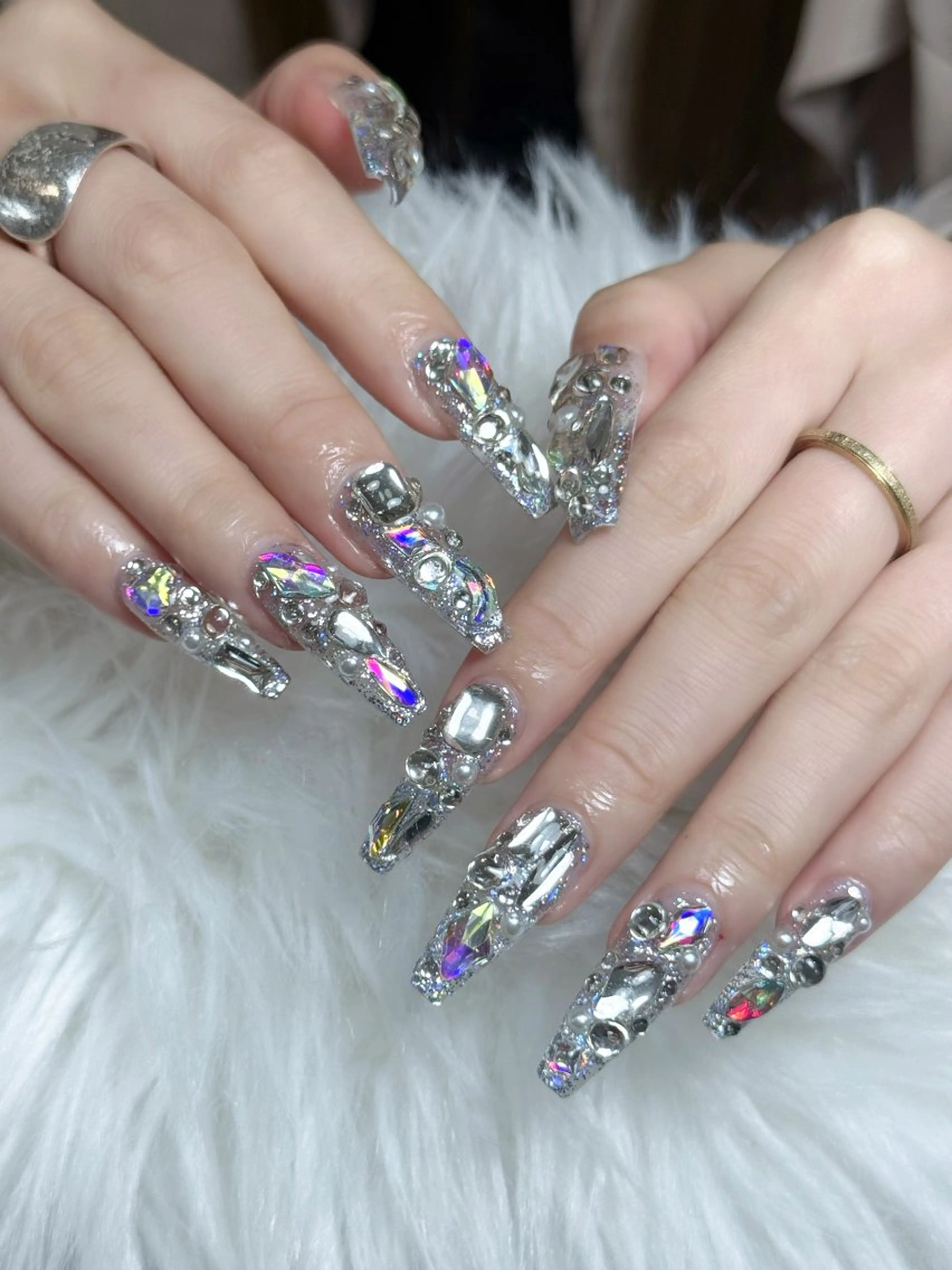 ネイル フレンチネイル ジェルネイル キラキラネイル 韓国ネイル マグネットネイル Julli nail studio所属・Julli NailStudioのネイルデザイン