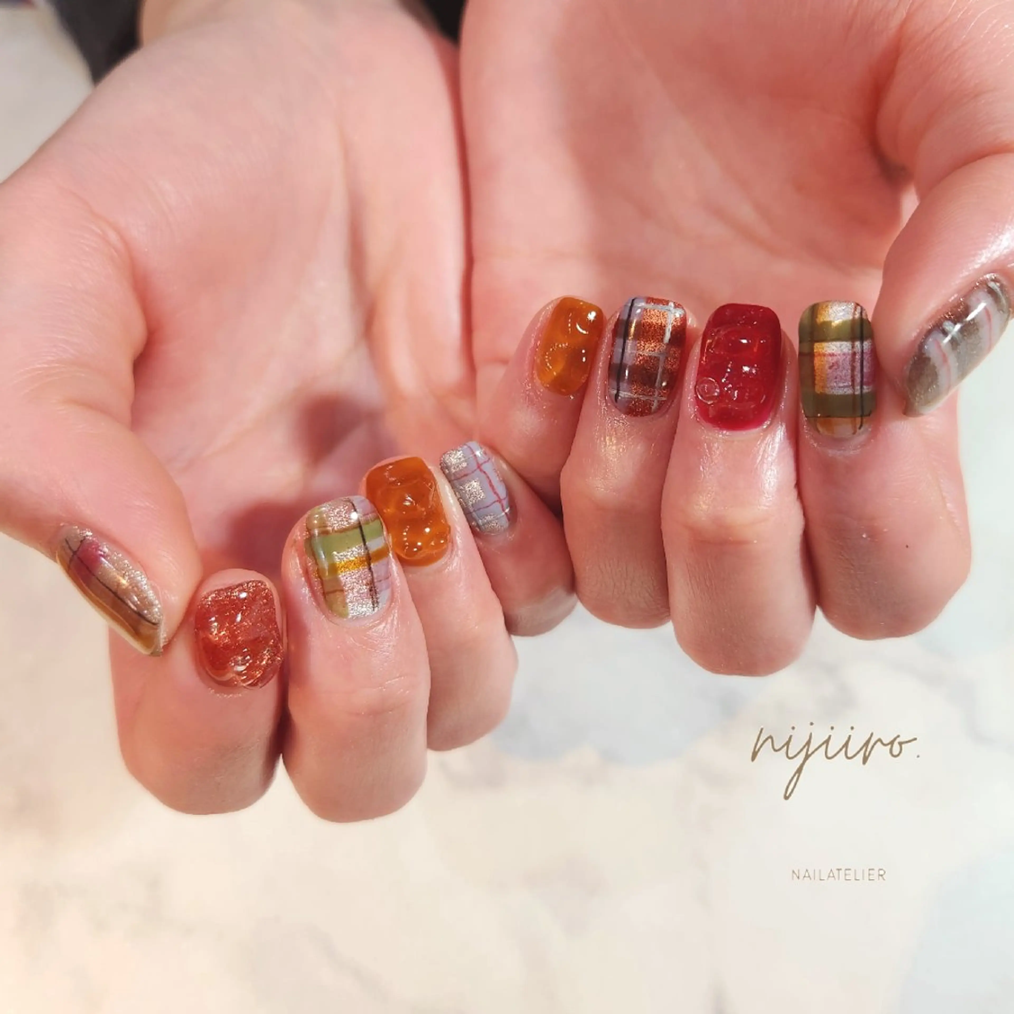 ネイル ハンドネイル nailatelier nijiiro.所属・nijiiro🌈 サトウのネイルデザイン