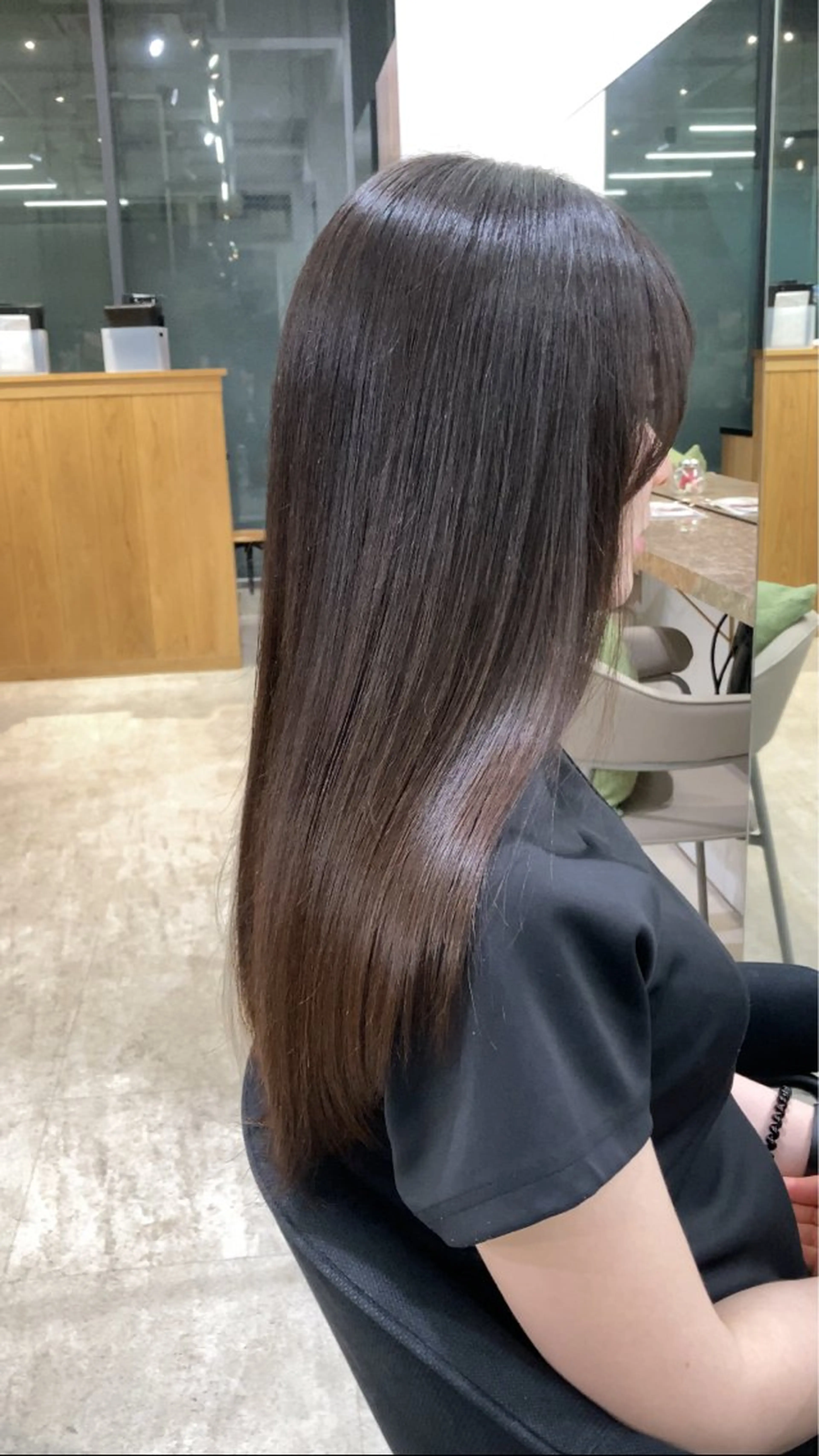 ミディアム カラー ⭐️似合わせボブ 縮毛矯正⭐️かえでのヘアスタイル