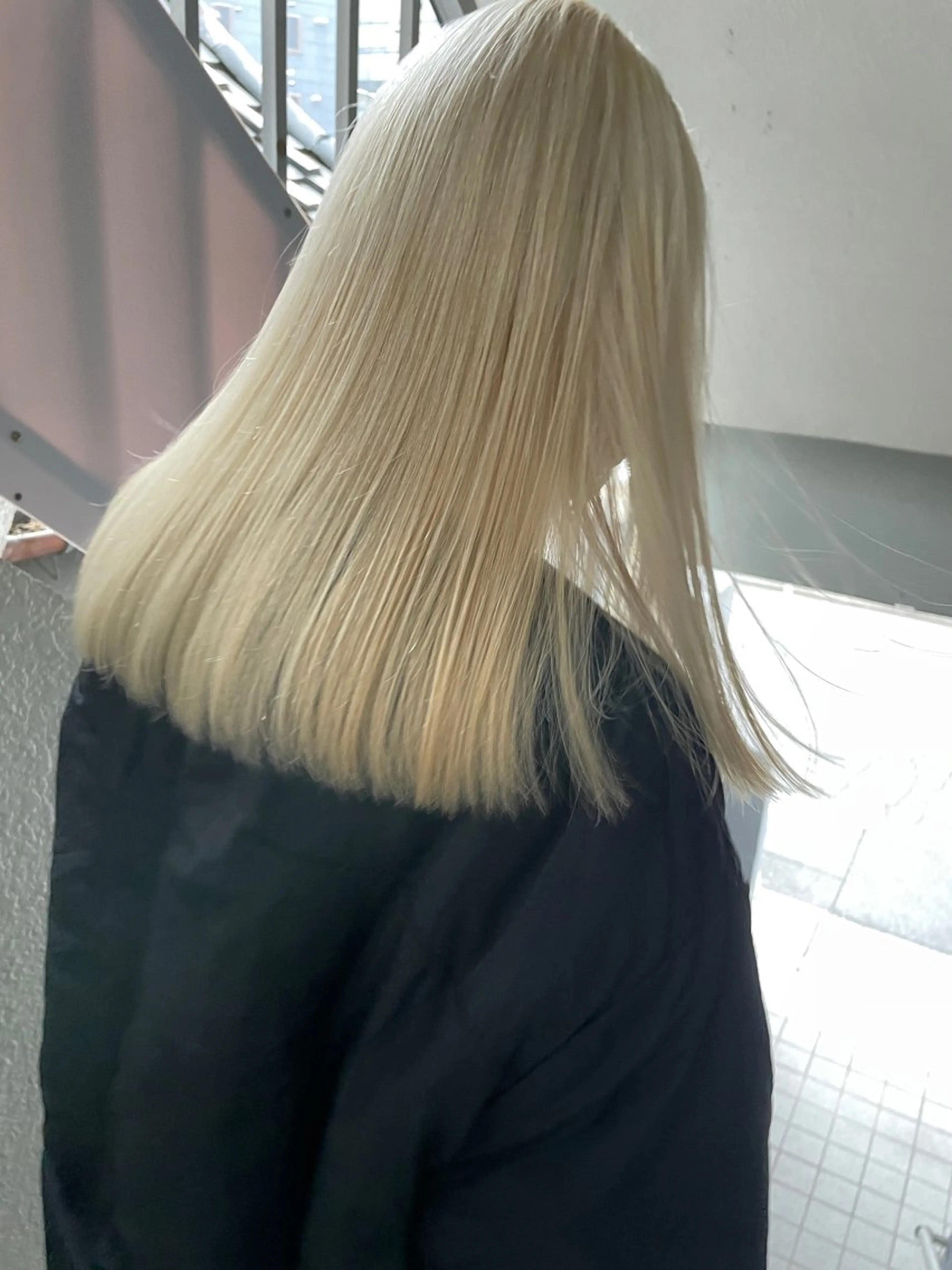 カラー 🤍LOREN エリコ🌈のヘアスタイル