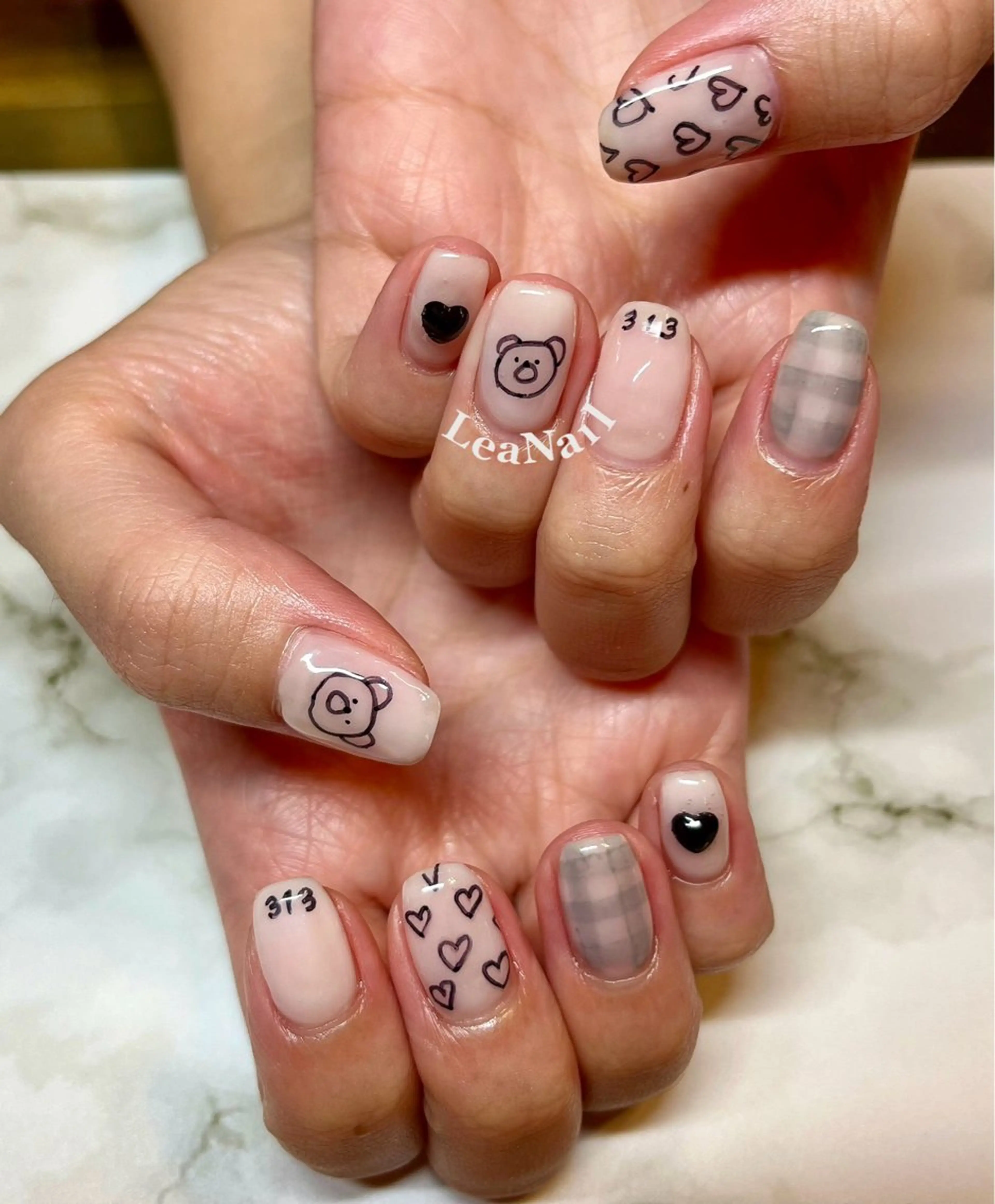 ネイル ハンドネイル Lea Nailのネイルデザイン