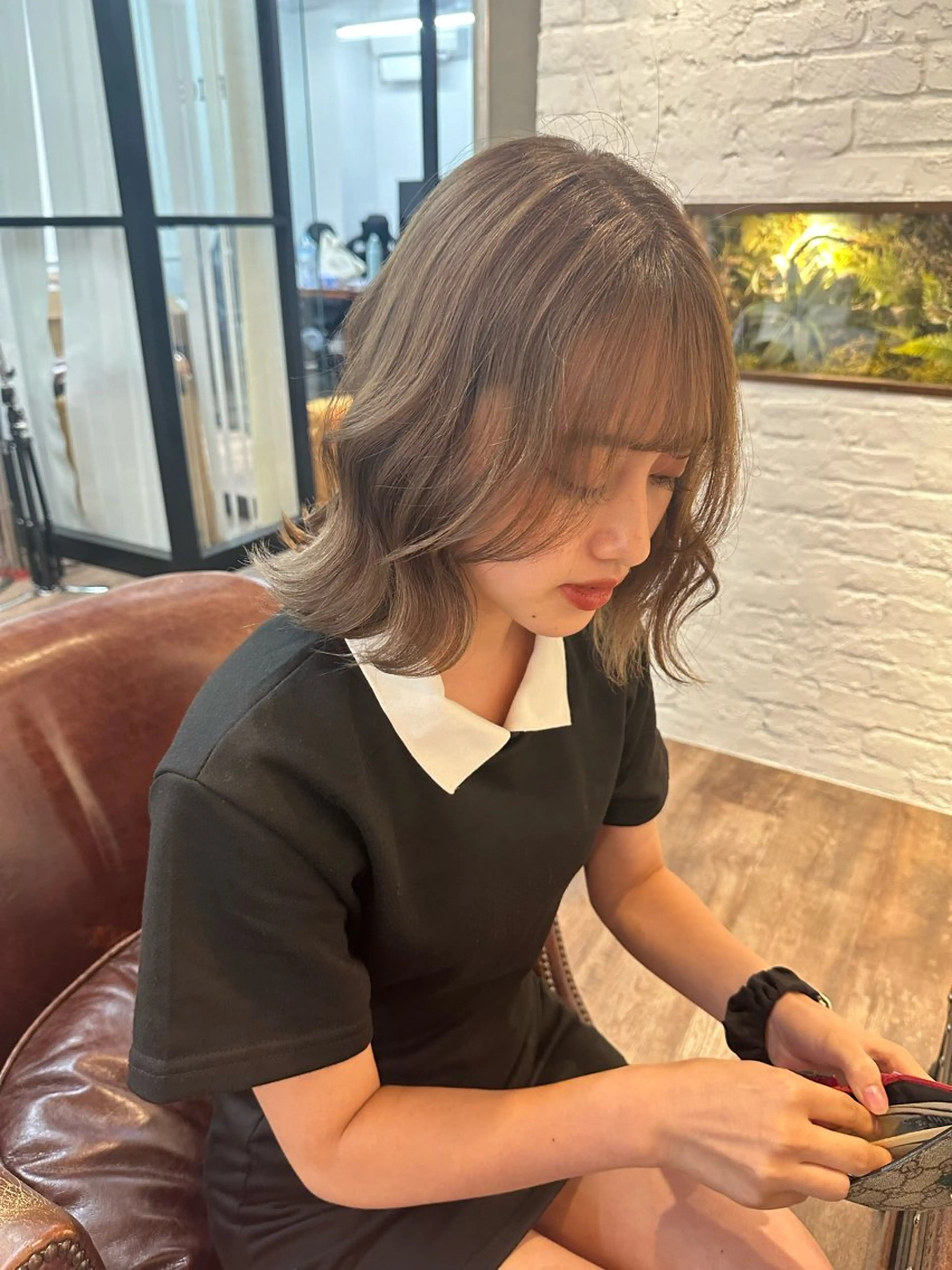 ミディアム issa academyのヘアスタイル