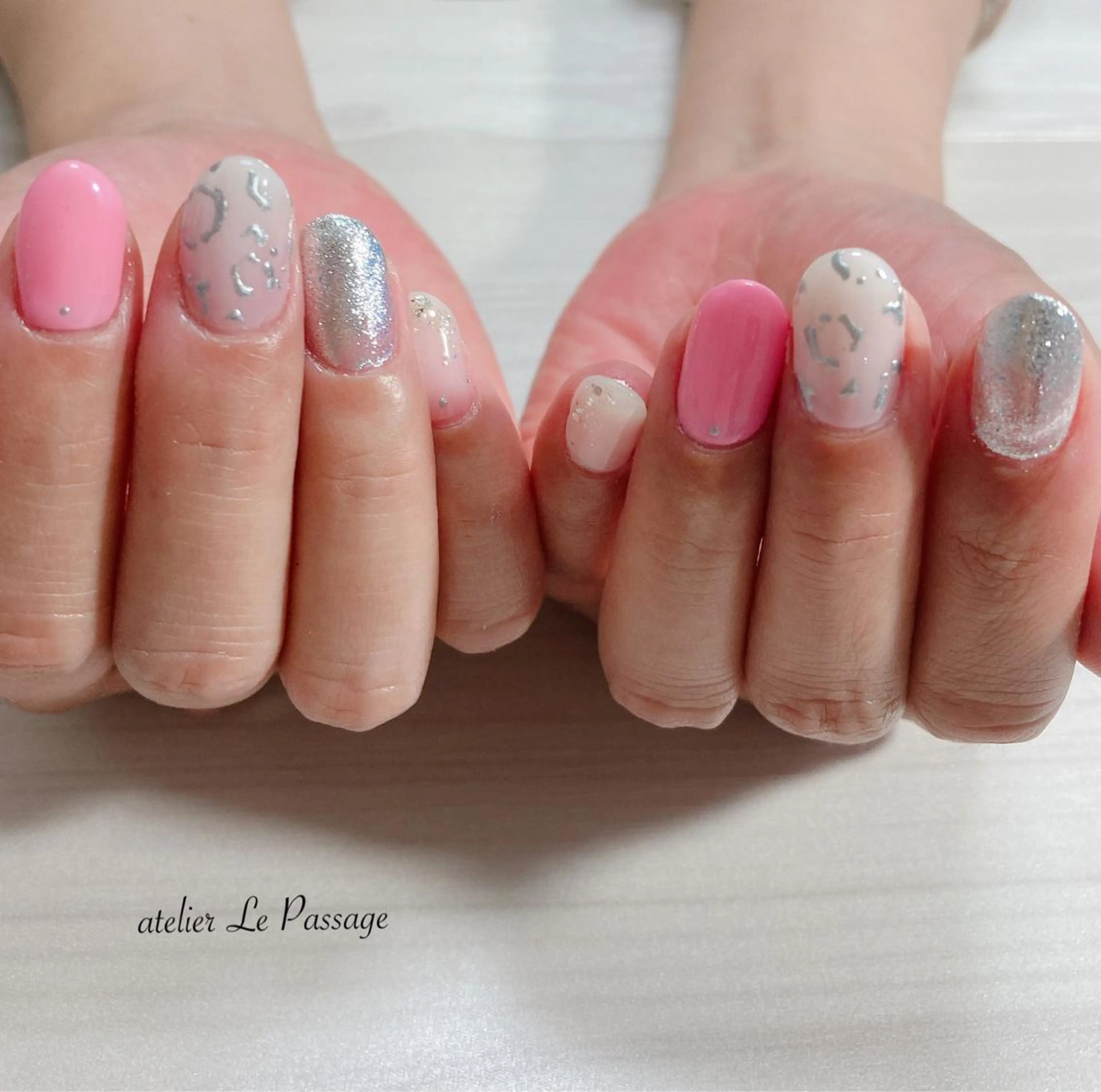 ネイル ジェルネイル ニュアンスネイル オフィスネイル パラジェル 春ネイル Atelier Le Passage所属・h nakatsukaのネイルデザイン