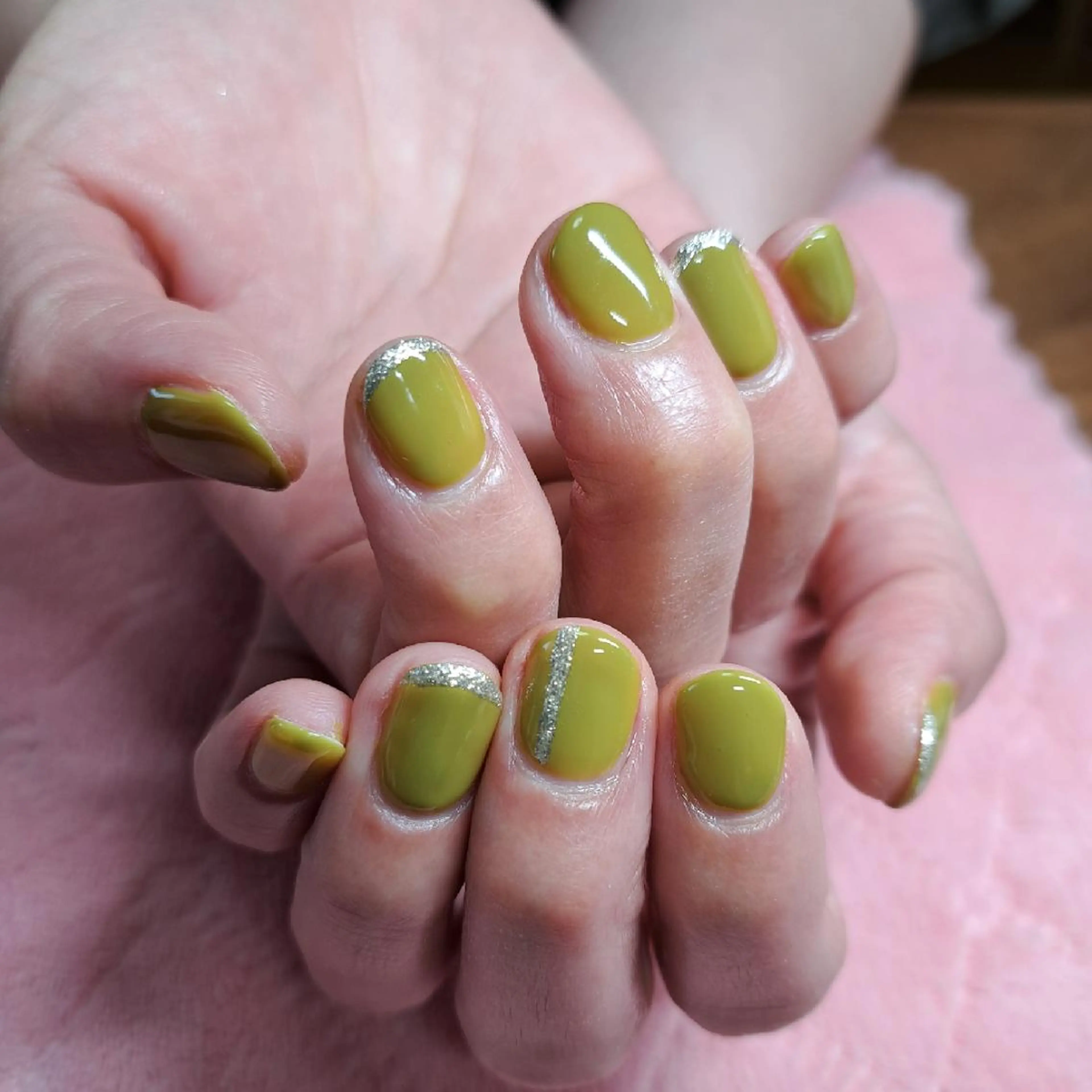ネイル フレンチネイル キラキラネイル ピスタチオネイル HAYASHI  Nのネイルデザイン