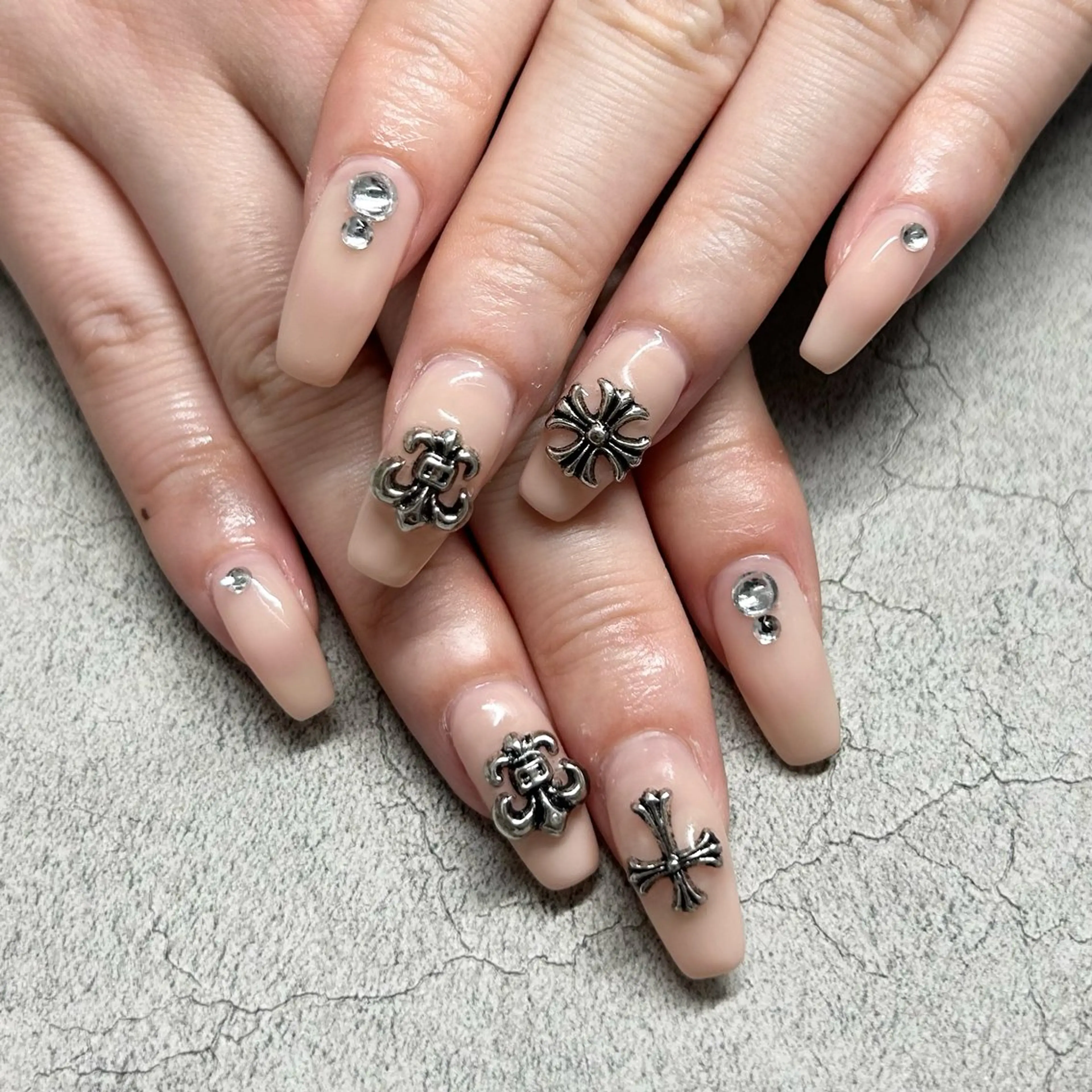 ネイル ハンドネイル ハンドケア she nail studio所属・パラジェル/スカルプ salonOerbaのネイルデザイン