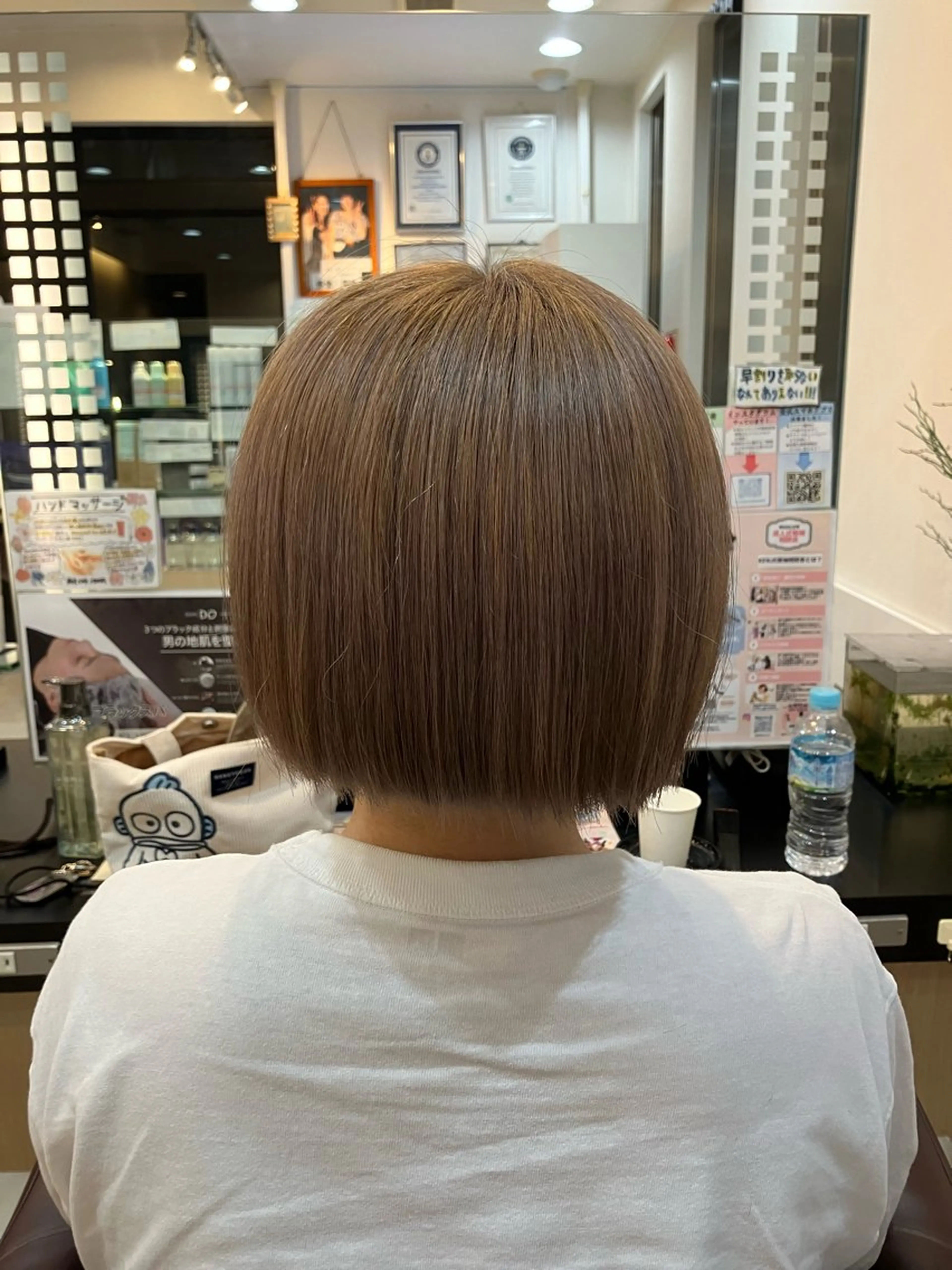 ショート ヘアカラー yukari 艶髪ヘアのヘアスタイル