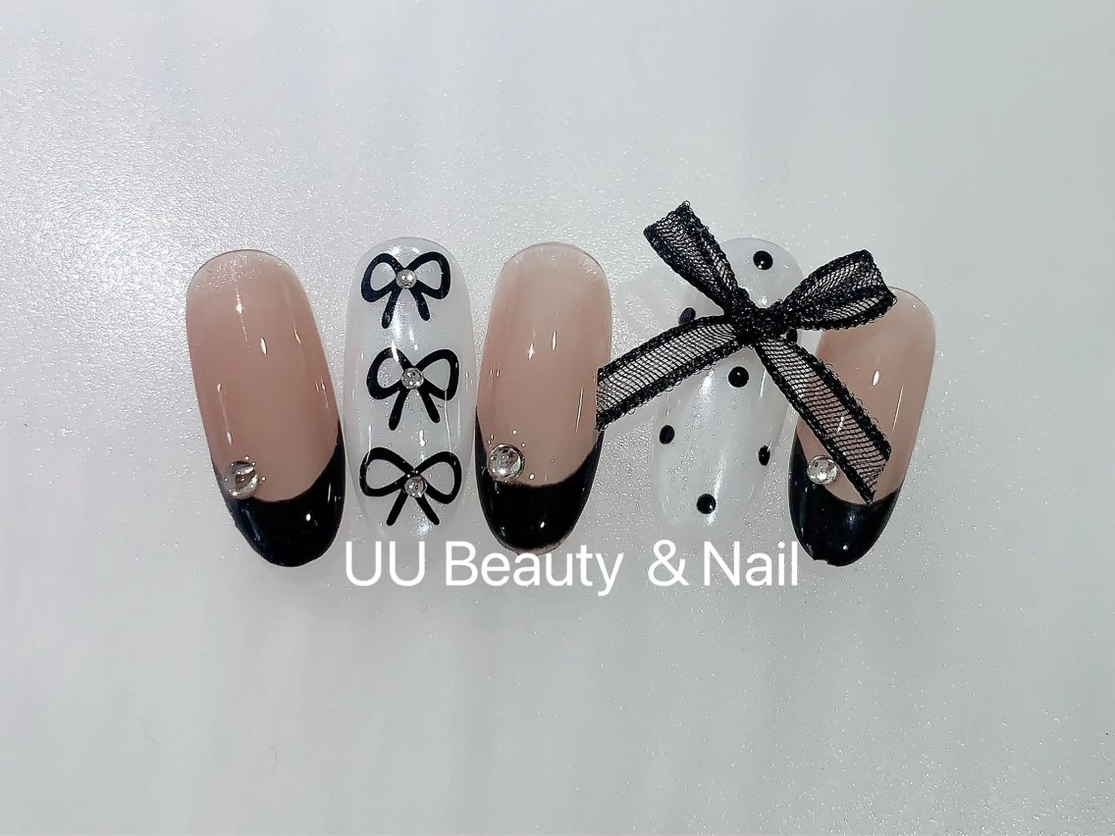 ネイル 長さ出し ネイルチップ ワンホンネイル UU Beauty Nailのネイルデザイン