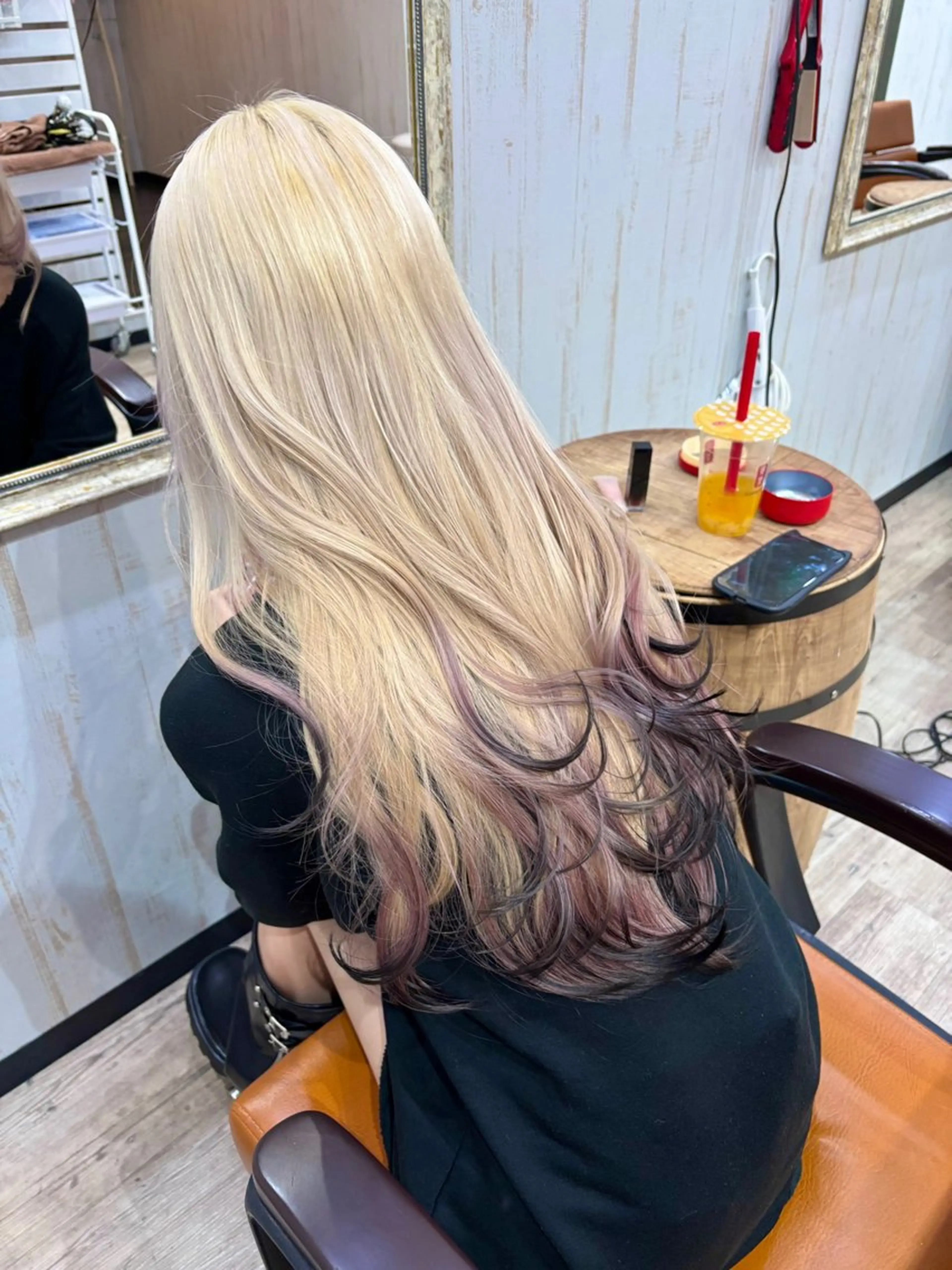 ロング カラー ブリーチ デザインカラー レイヤーカット 渋谷デザインカラー 🎀ハイトーンのヘアスタイル