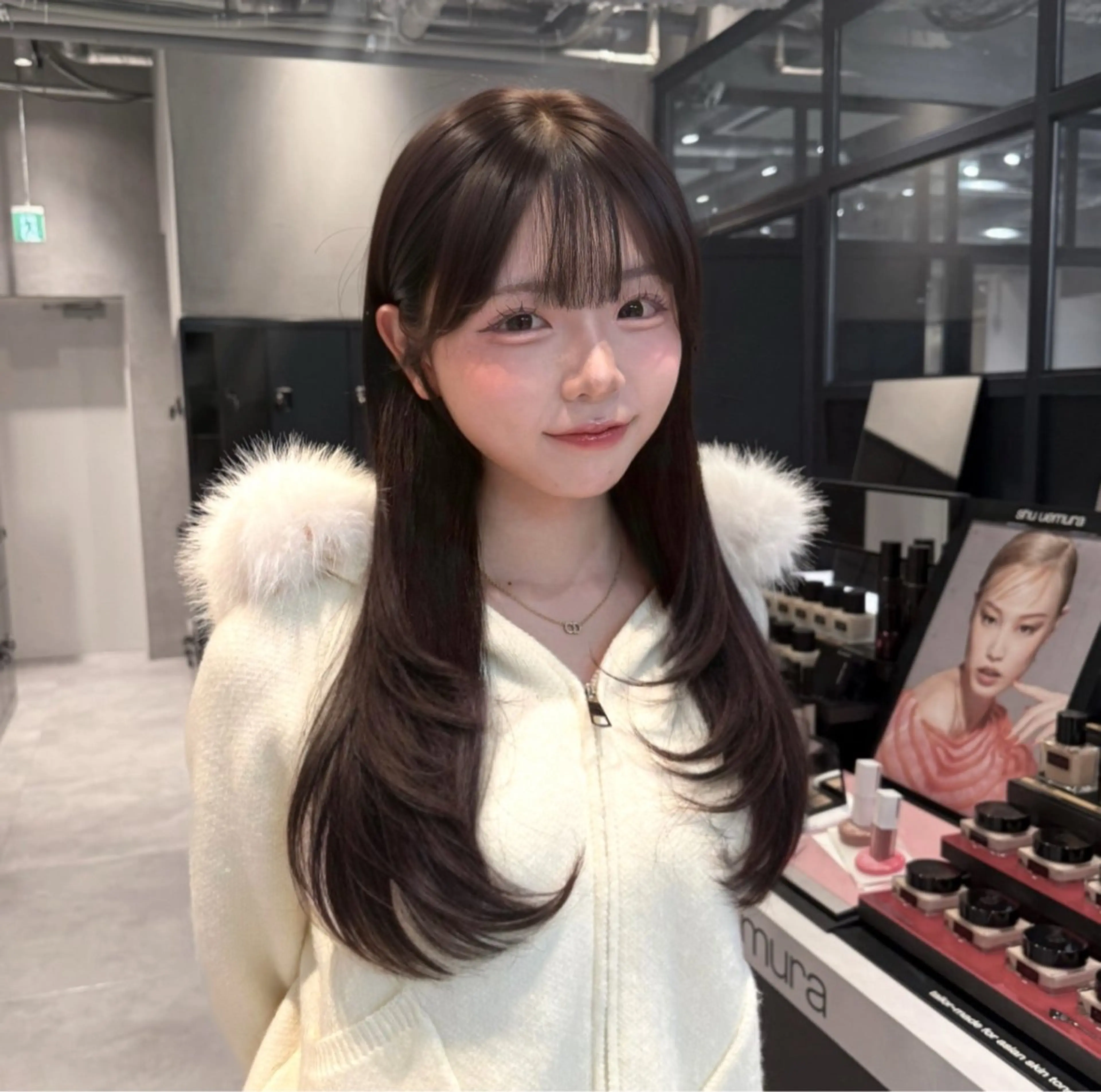 ロング 伸ばしかけ 韓国風ヘア レイヤーカット ALBUMHAIR所属・奥山 みのりのヘアスタイル