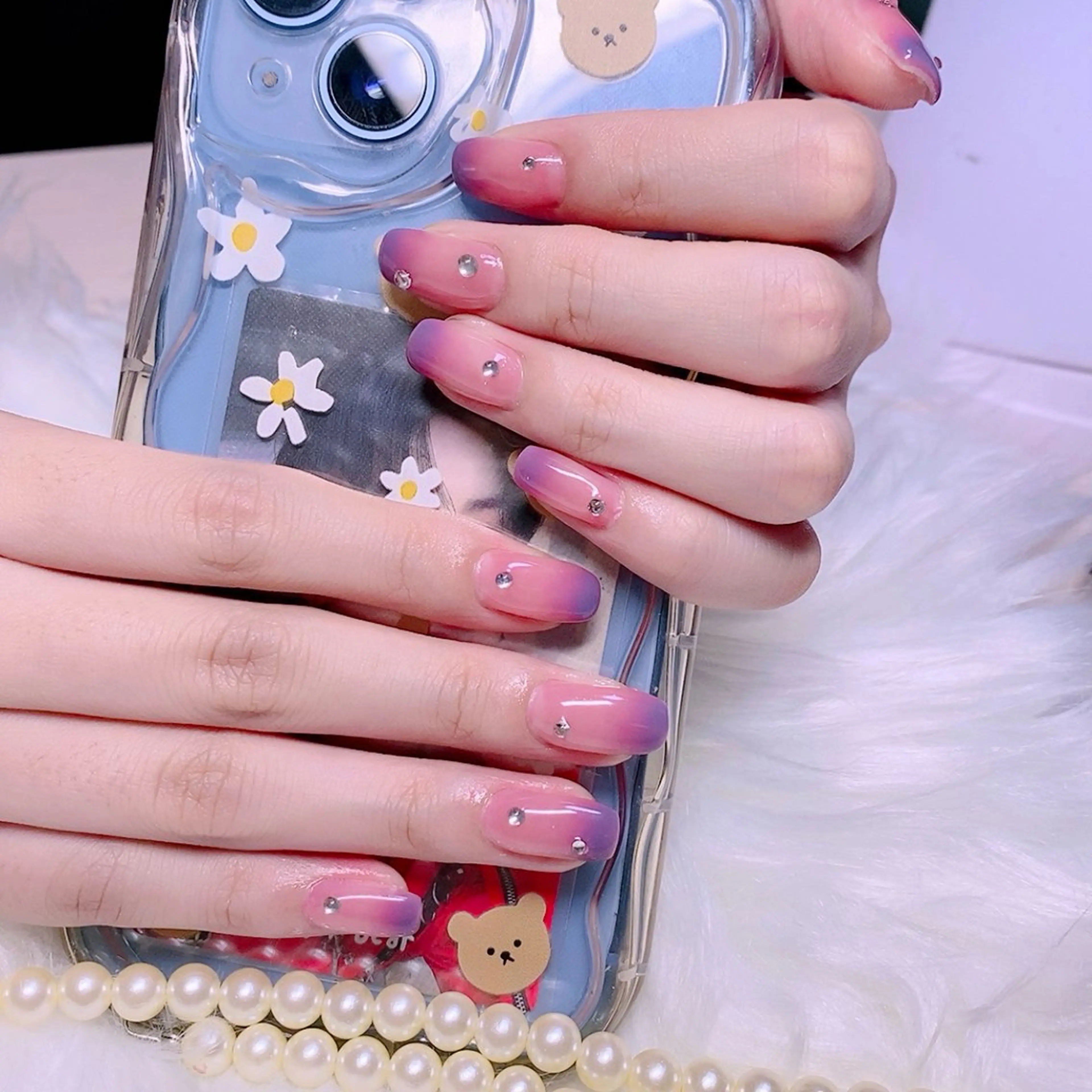 ネイル グラデーション オフィスネイル 夏ネイル Nail Yunaのネイルデザイン