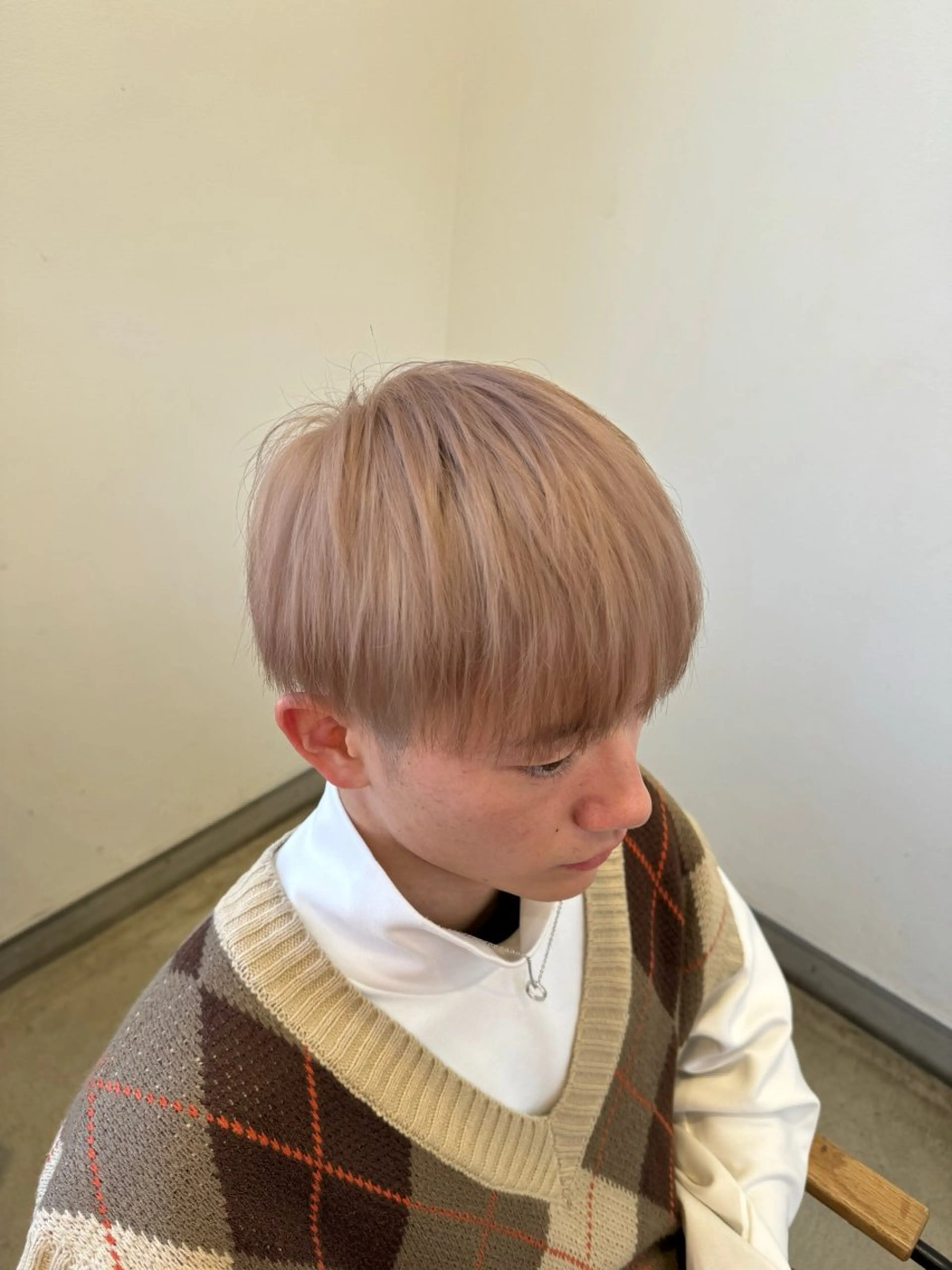 カラー メンズ ピンクカラー ヘアカラー トリートメント mir所属・堀越 美羽のヘアスタイル
