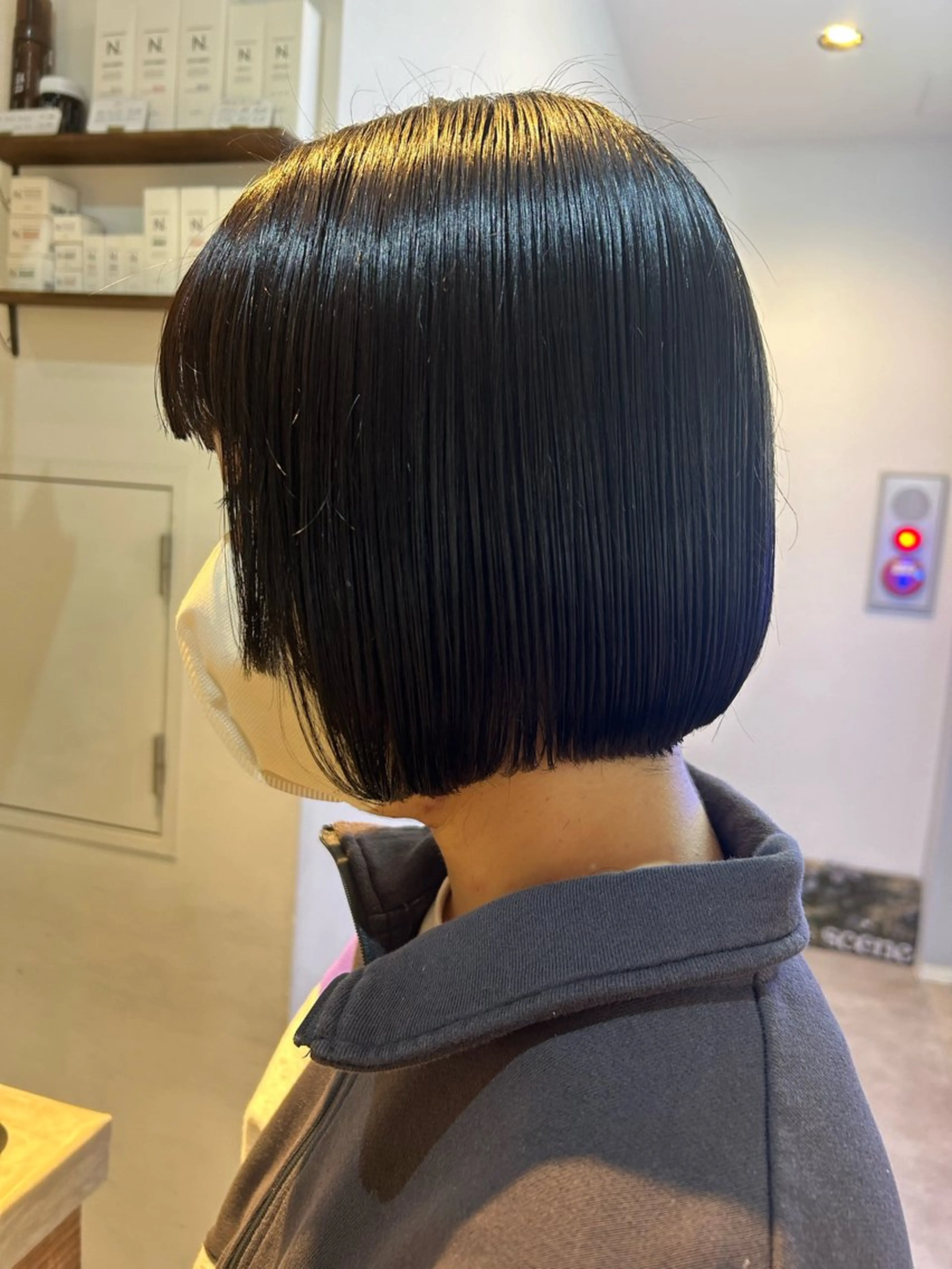 ショート カラー 姫カット カット ヘアカラー トリートメント ikeda shioriのヘアスタイル