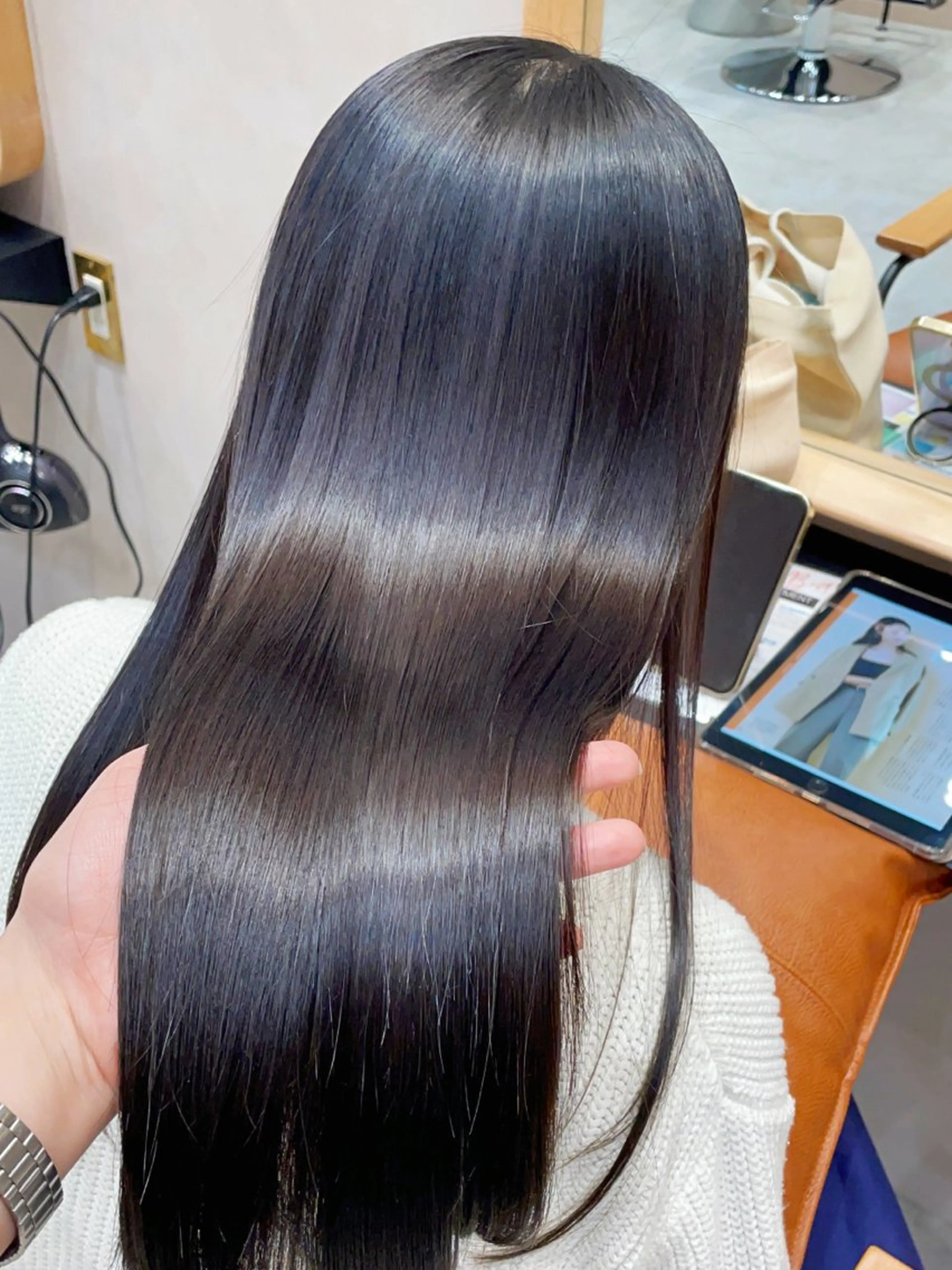 【縮毛矯正】カット+縮毛矯正+髪質改善トリートメントの写真