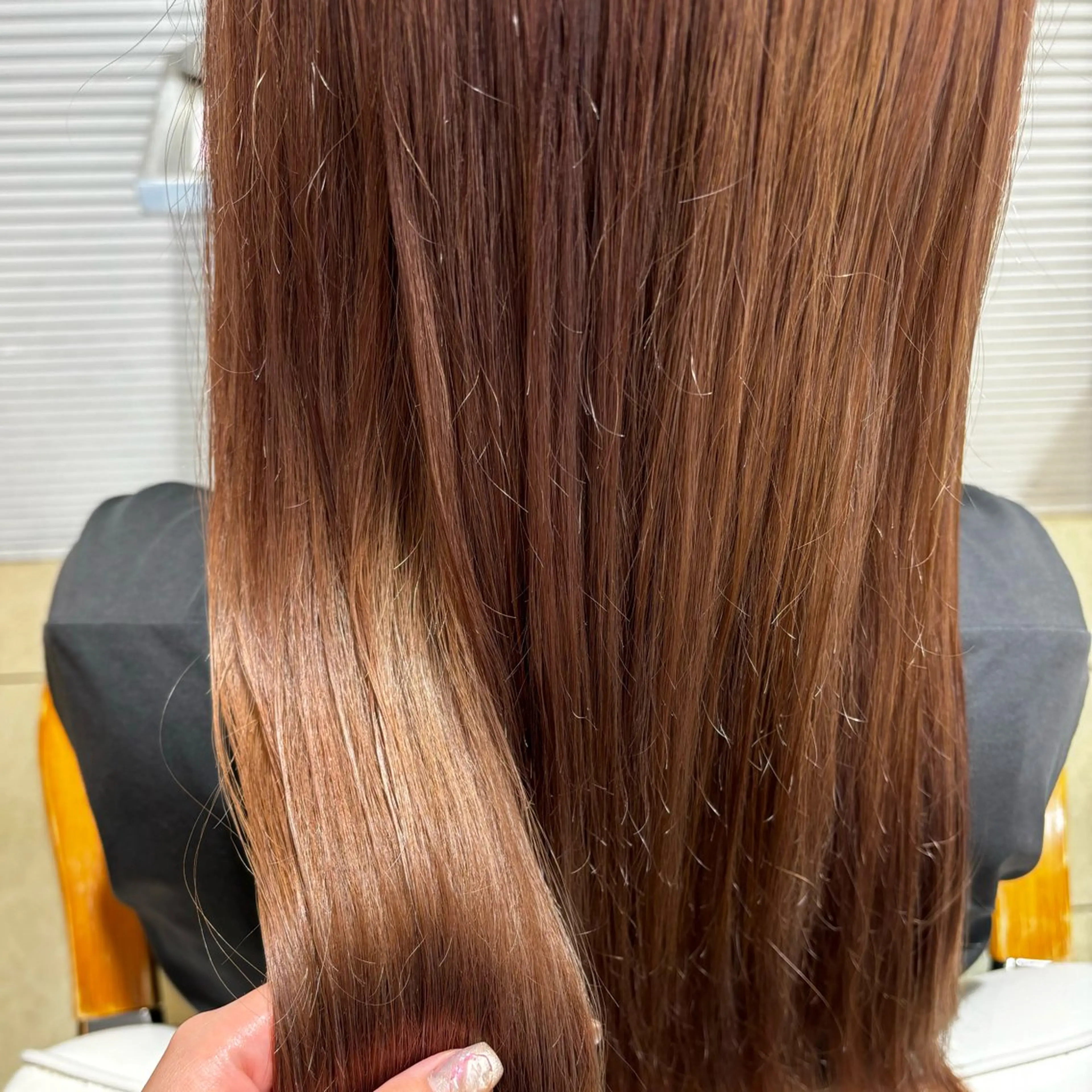 ロング カラー ブリーチ ブラウンカラー ブリーチなしカラー カット ヘアカラー トリートメント ブラウン/レイヤー /縮毛矯正/奈那美のヘアスタイル