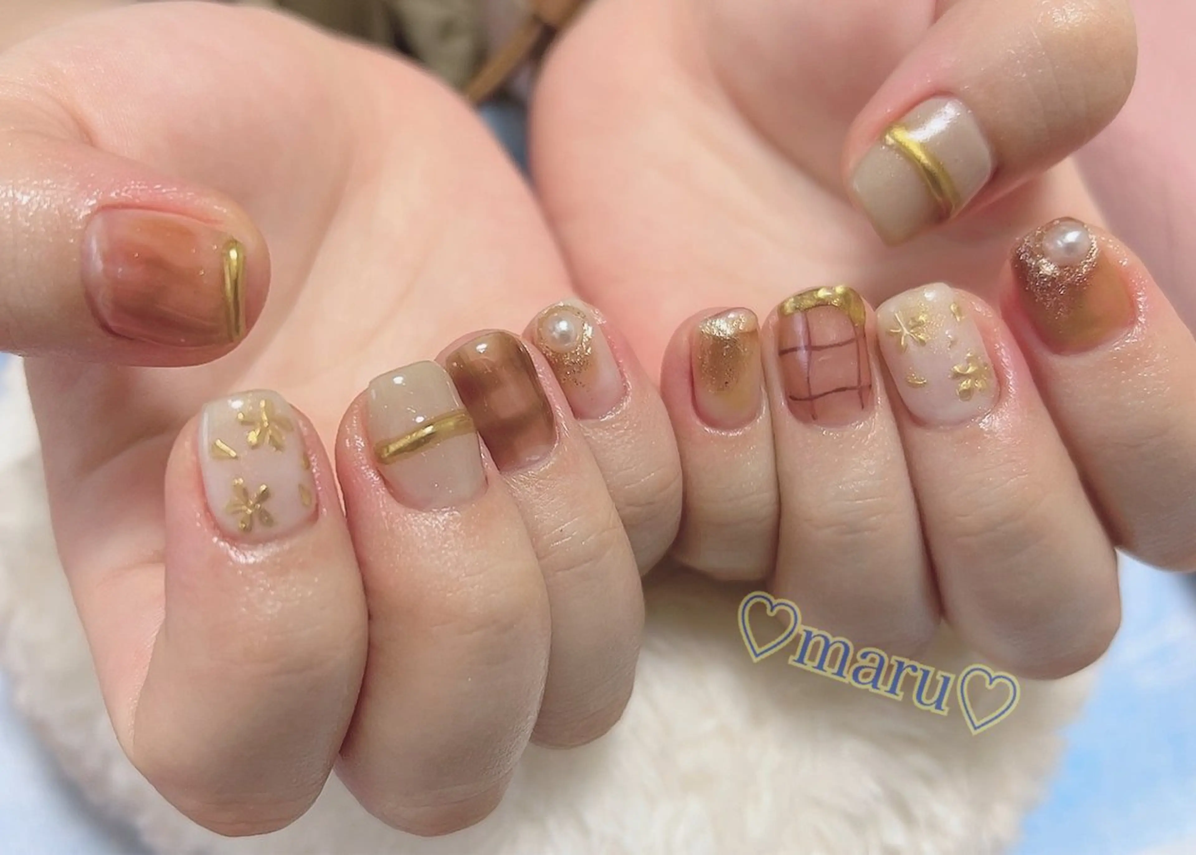 ネイル ハンドネイル フットネイル まるみ ♡のネイルデザイン