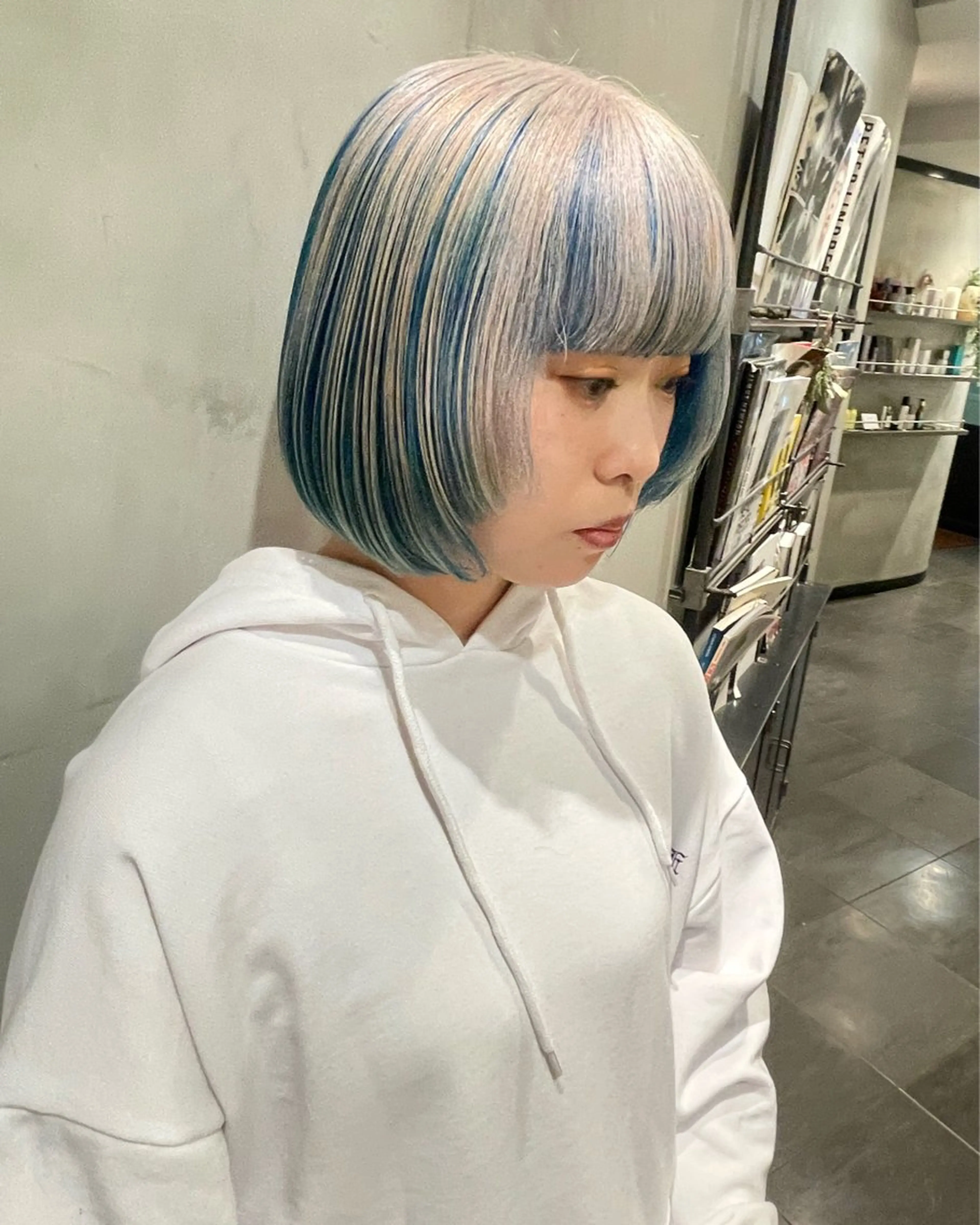ショート カラー カット ヘアカラー トリートメント 優 作のヘアスタイル