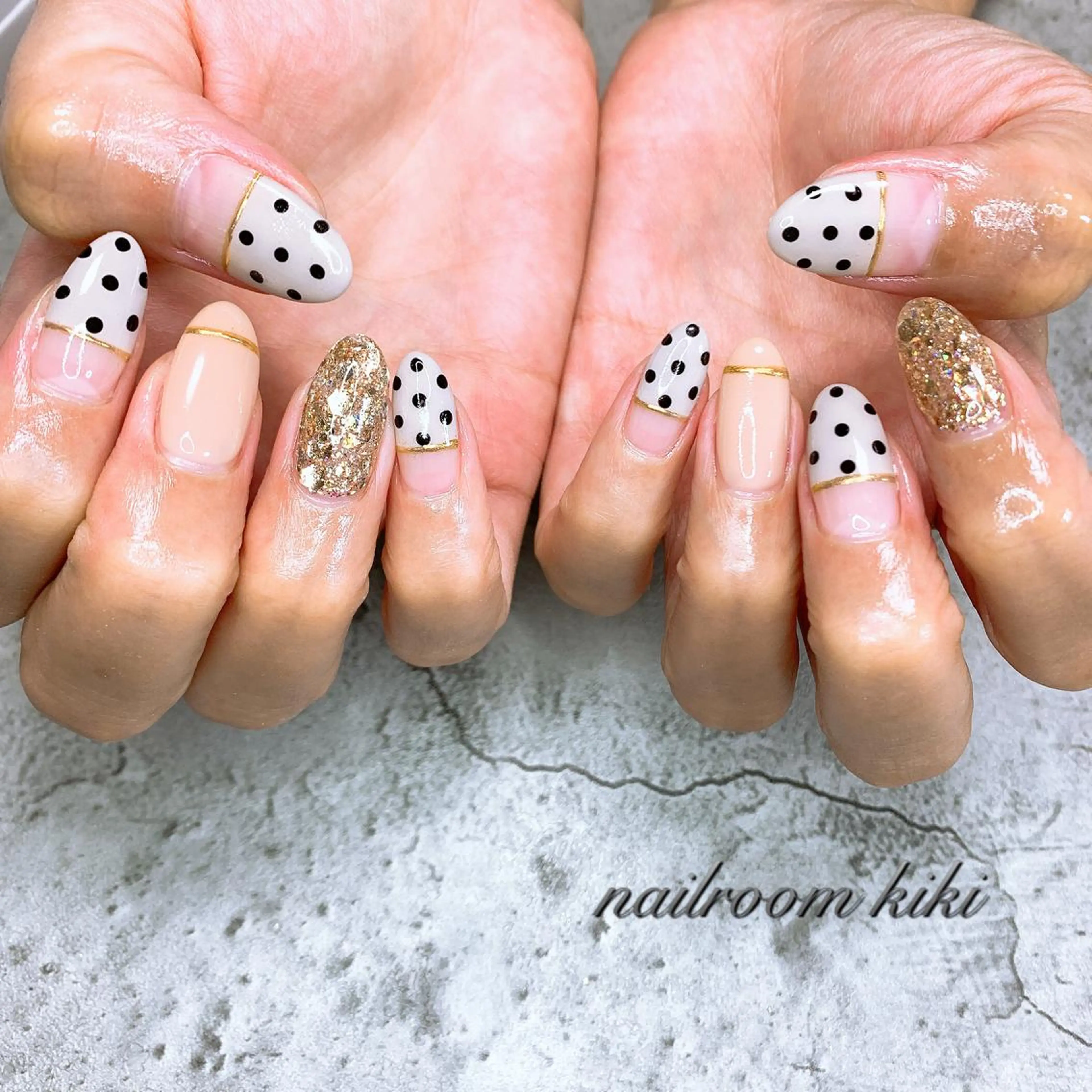 ネイル ドット Salon de kiki所属・Salonde kikiのネイルデザイン