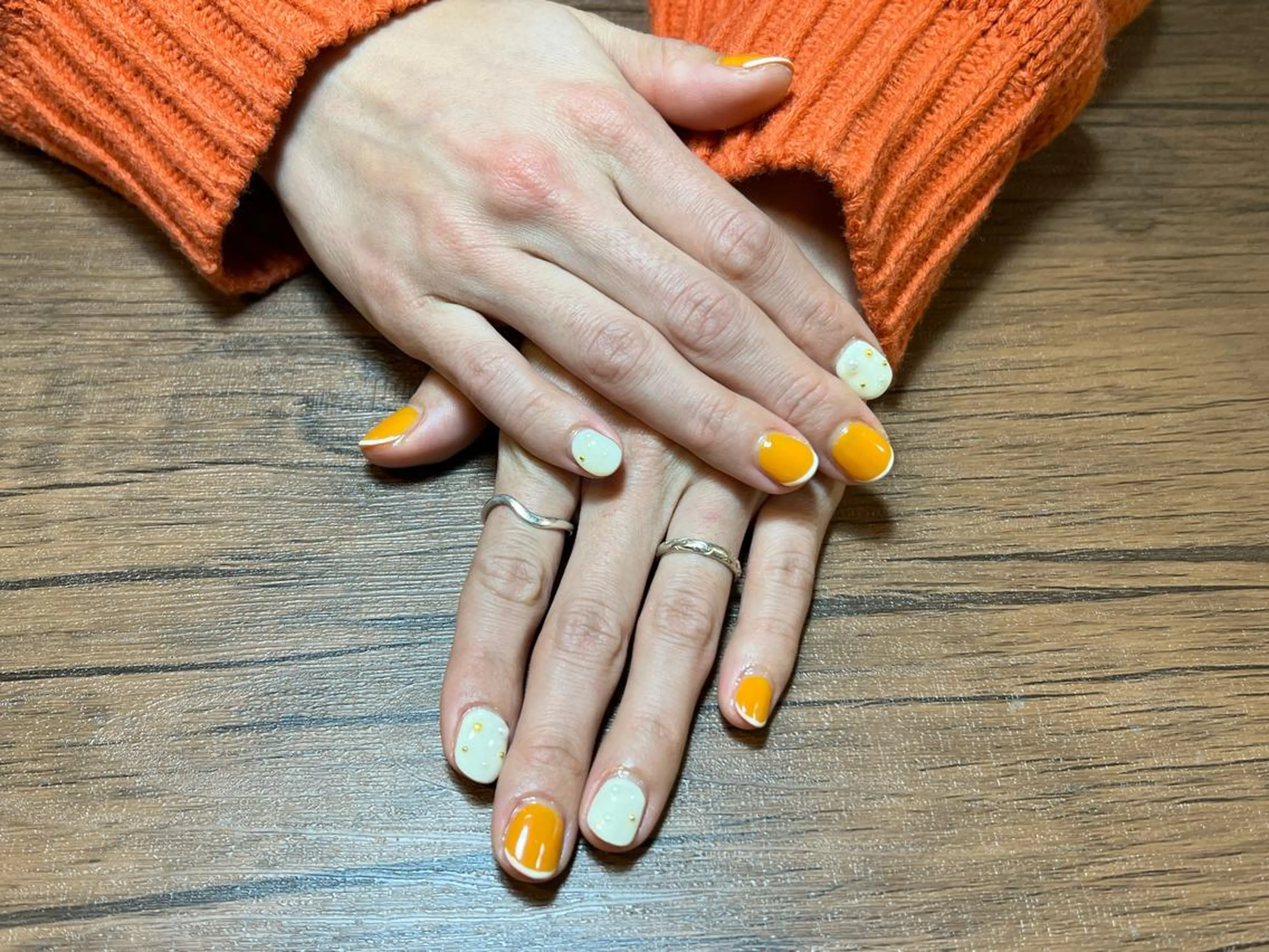 ネイル フレンチネイル ハンドネイル HENRIETTA NAILSALONのネイルデザイン