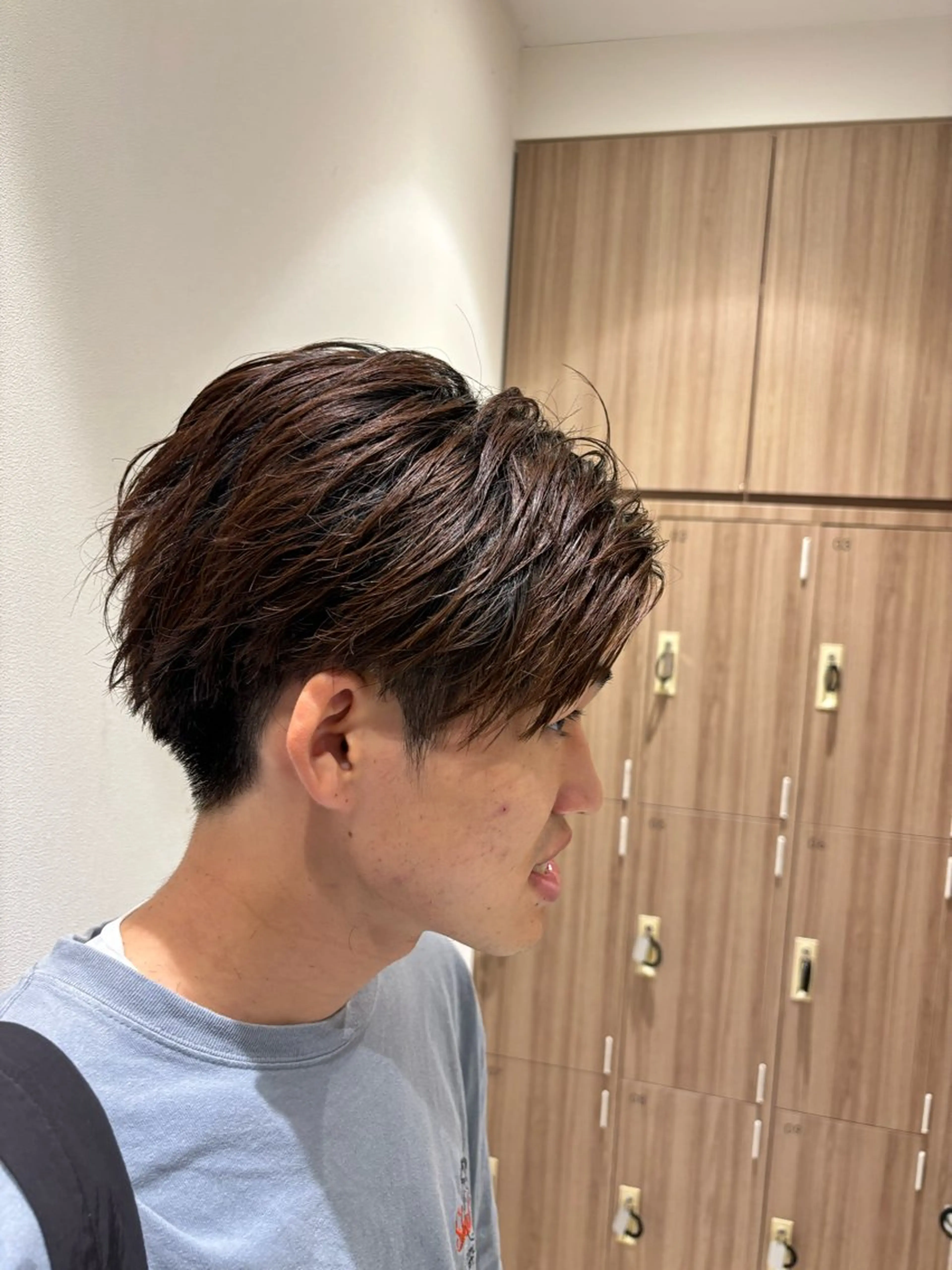 メンズ センターパート 山本 侑平のヘアスタイル